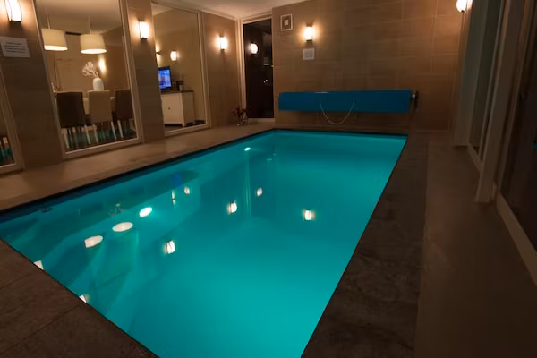 Luxe Beveland met Zwembad in Colijnsplaat - Foto 2 van 41