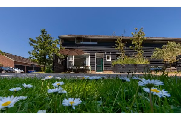 Appartement - Kon Emmaweg 6  beneden app in Vrouwenpolder - Foto 1 van 40