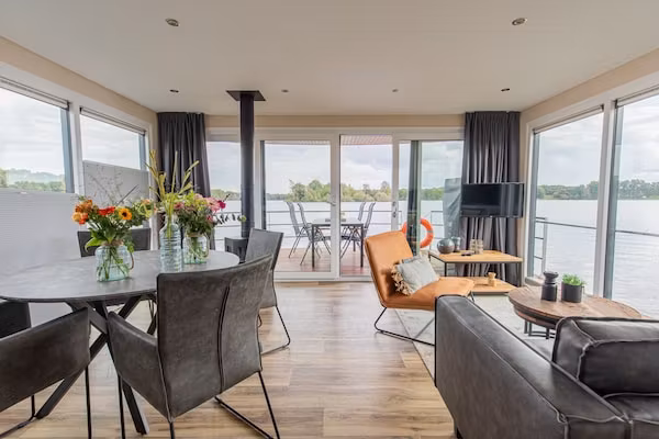 Vakantiepark Leukermeer 9 in Well - Foto 2 van 40