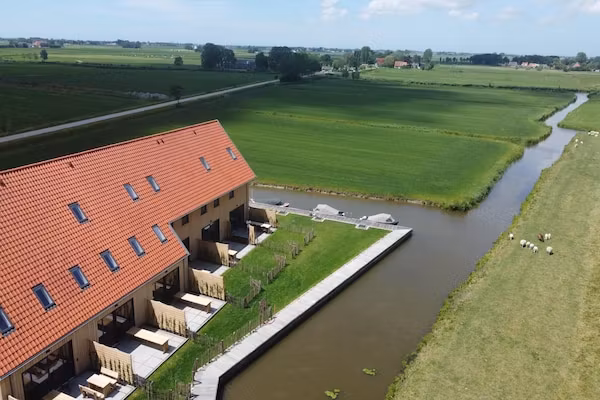 20 persoons villa 7 en 8 in Leons - Foto 1 van 40