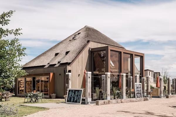 Wood Lodge - Duynpark in Callantsoog - Foto 1 van 27