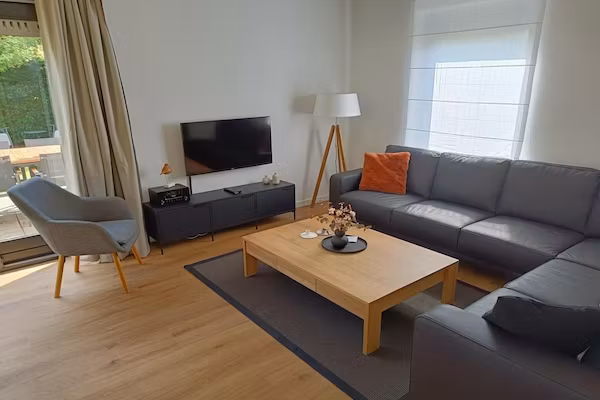 Schoneveld 124 Zeemeeuw Breskens in Breskens - Foto 2 van 40