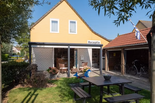 Villapark De Oesterbaai 137 in Wemeldinge - Foto 1 van 34