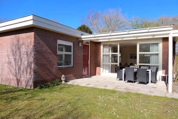 Campanula 11 in Sint Maartenszee - Foto 1 van 21