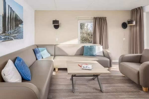 293577 in Vrouwenpolder - Foto 2 van 15