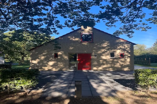 6 - Persons Lakeside Bungalow (copy) in Ewijk - Foto 1 van 19