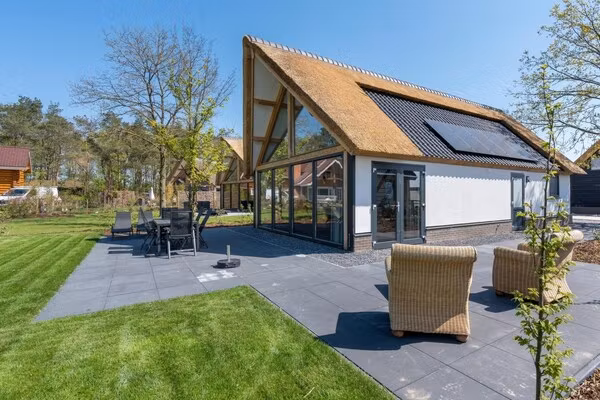 Farm Lodge 669 in Baarle-nassau - Foto 1 van 21