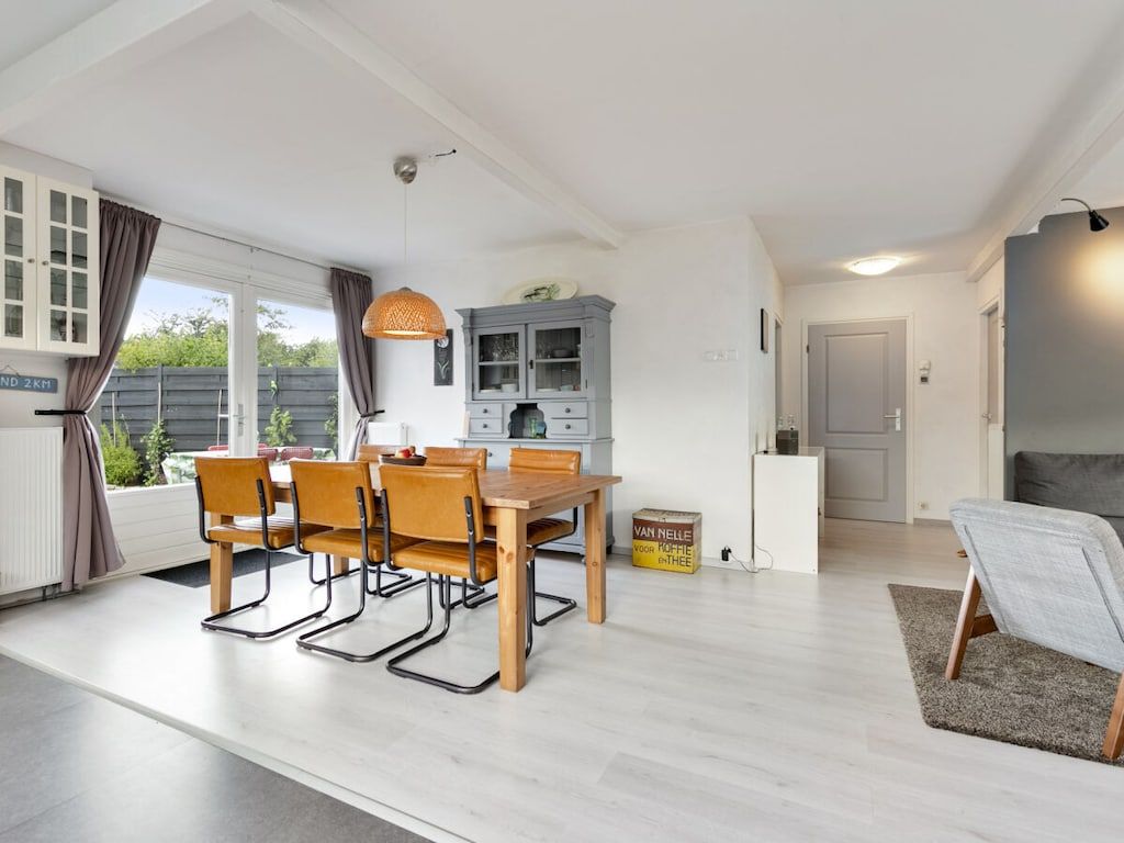 De eetkamer van 276387 in Ouddorp