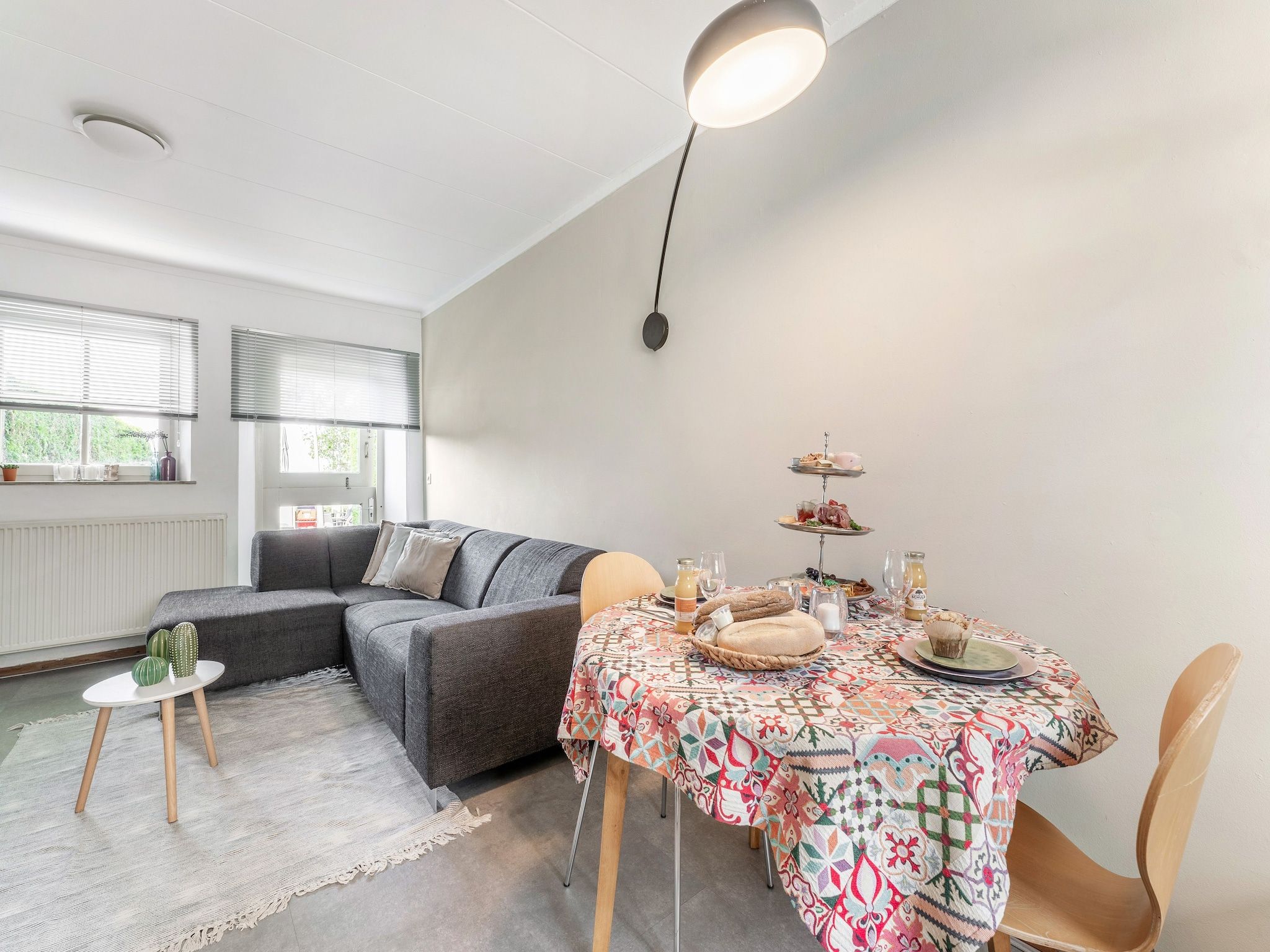 De eetkamer van Valleyview Cottages - NR01 in Voerendaal