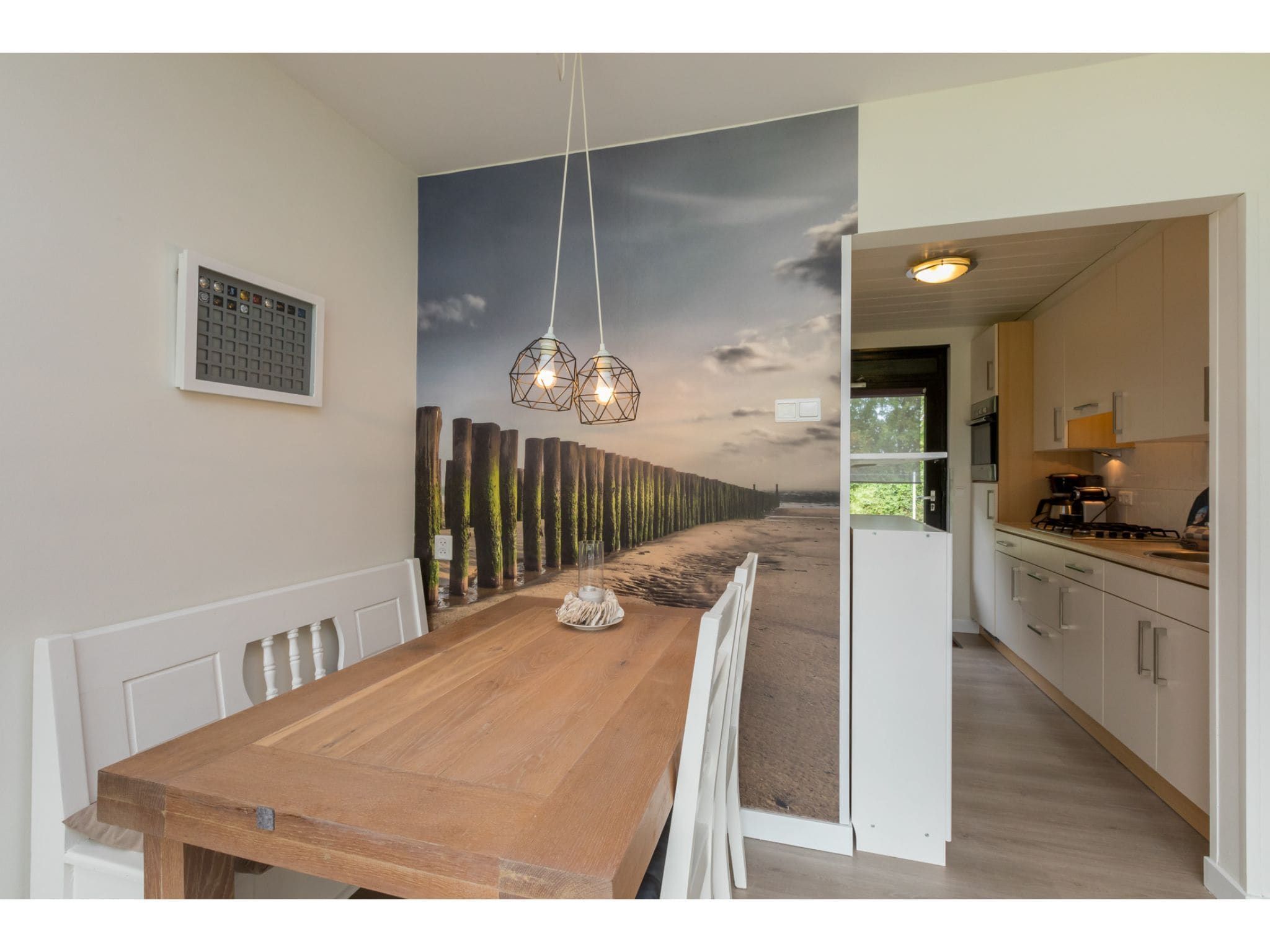 De woonkamer van Appartement - Burg van Woelderenlaan 100-4 in Vlissingen