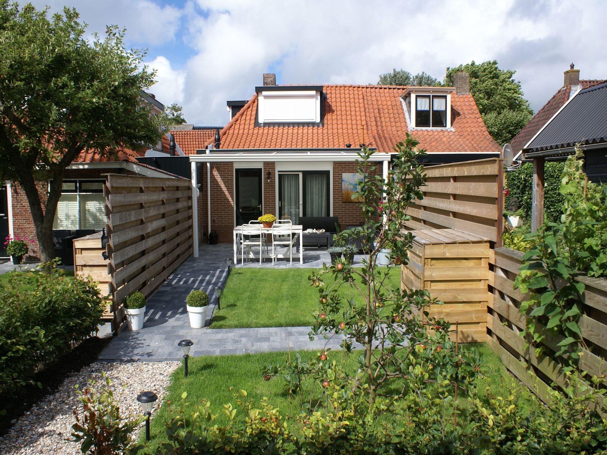 De tuin van Wadden Geluk in Paesens