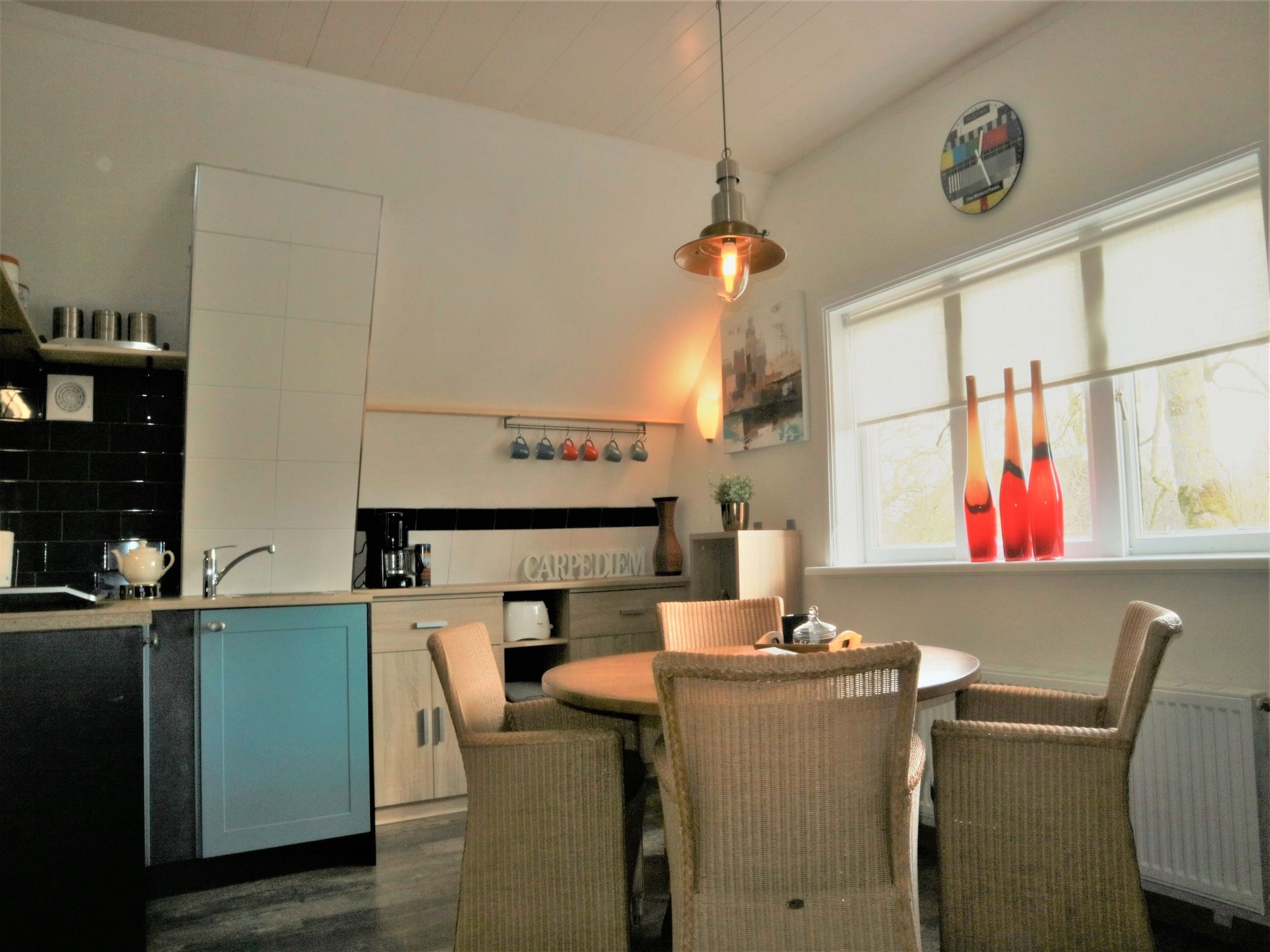 De woonkamer van Logies Paal 4 Giethoorn – 3 persoons in Giethoorn