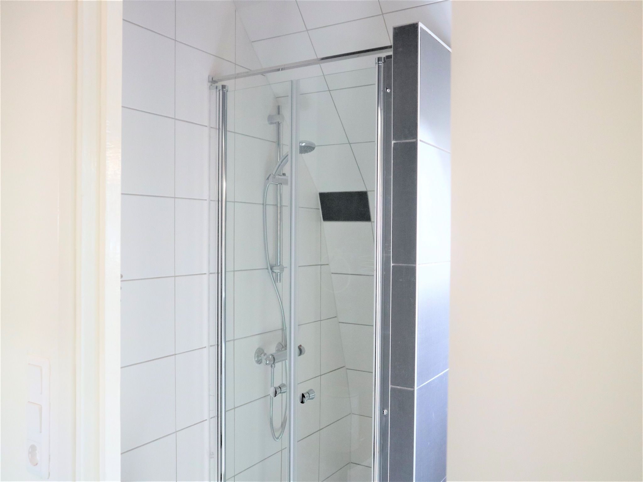 De badkamer van Logies Paal 4 Giethoorn – 3 persoons in Giethoorn
