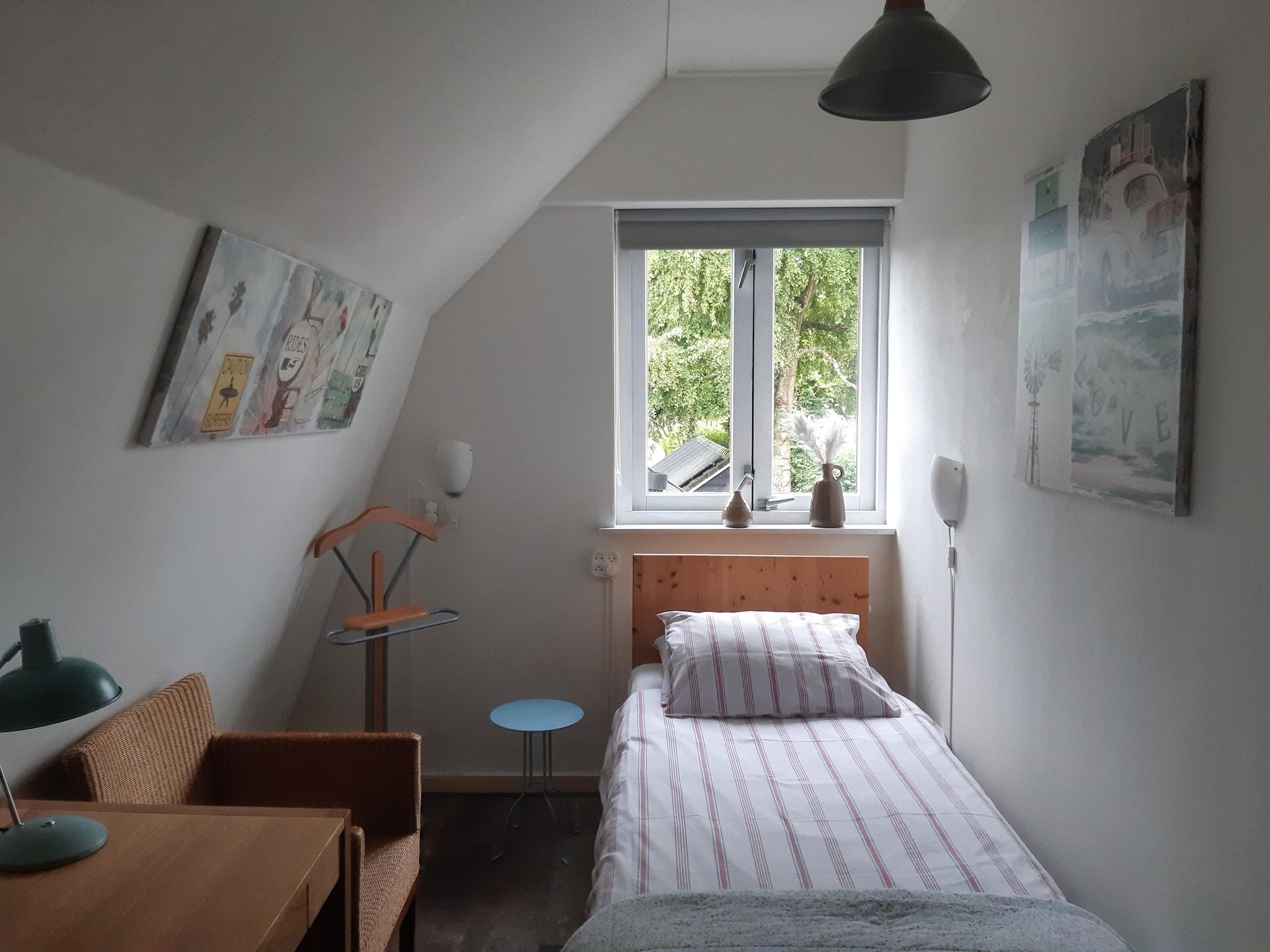 Een slaapkamer van Logies Paal 4 Giethoorn – 3 persoons in Giethoorn