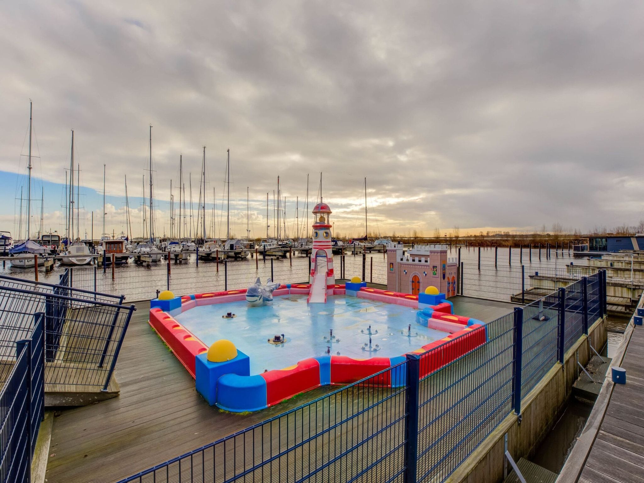 Voorzieningen bij Bermuda in Volendam