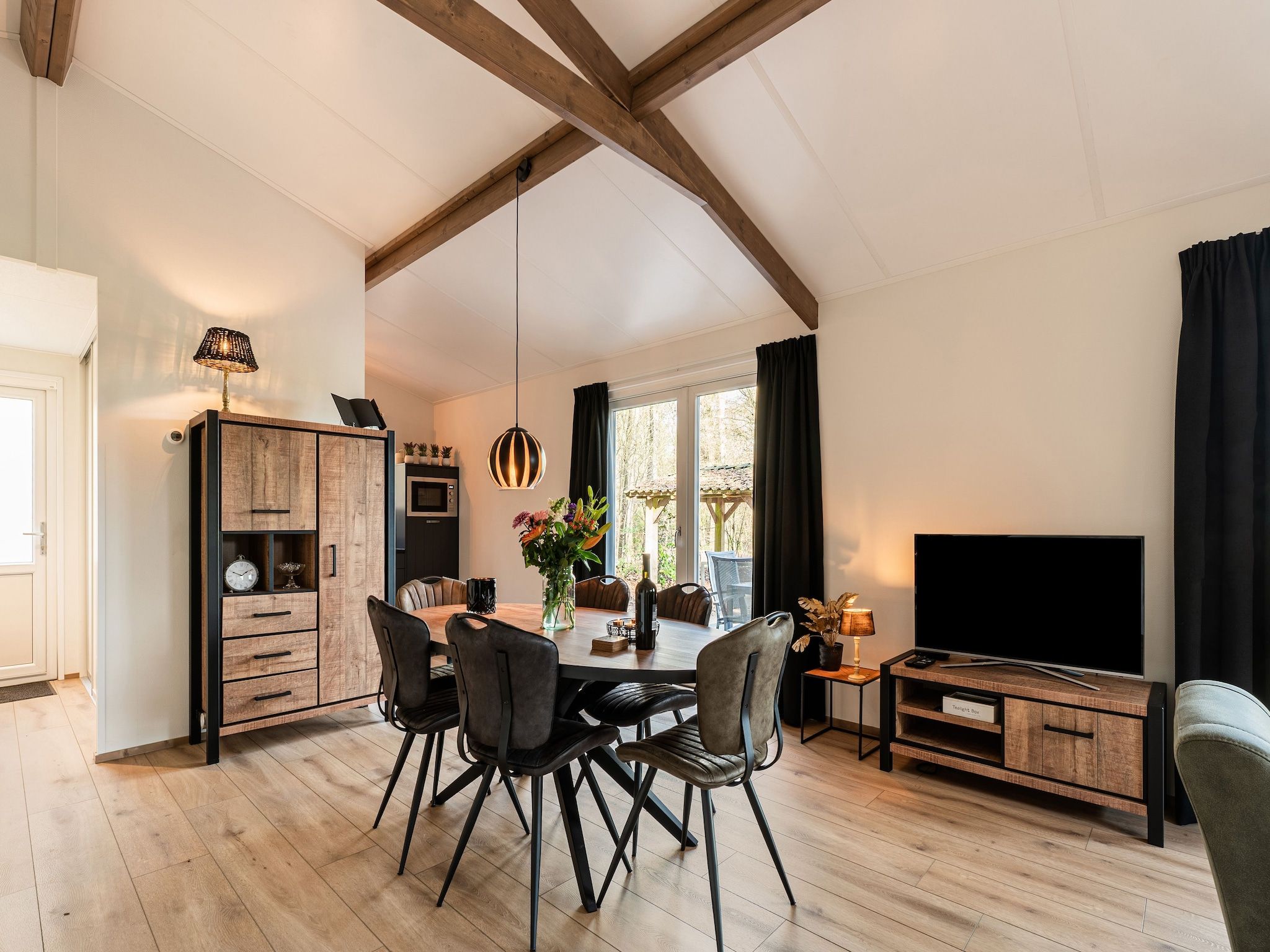 De eetkamer van De Hooischuur in Hellendoorn in Hellendoorn