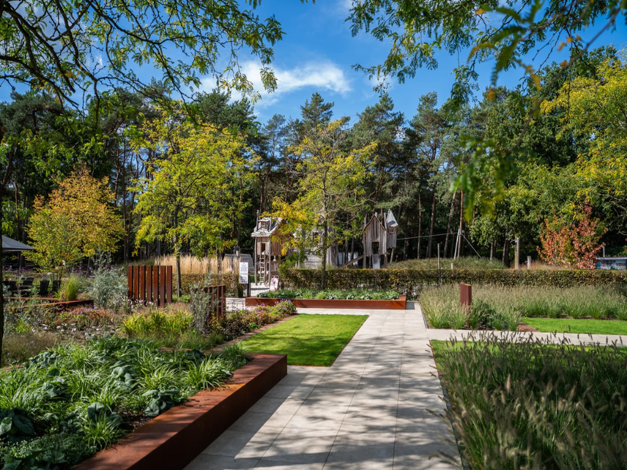 De tuin van Vakantiepark Molenvelden 4 in Veldhoven