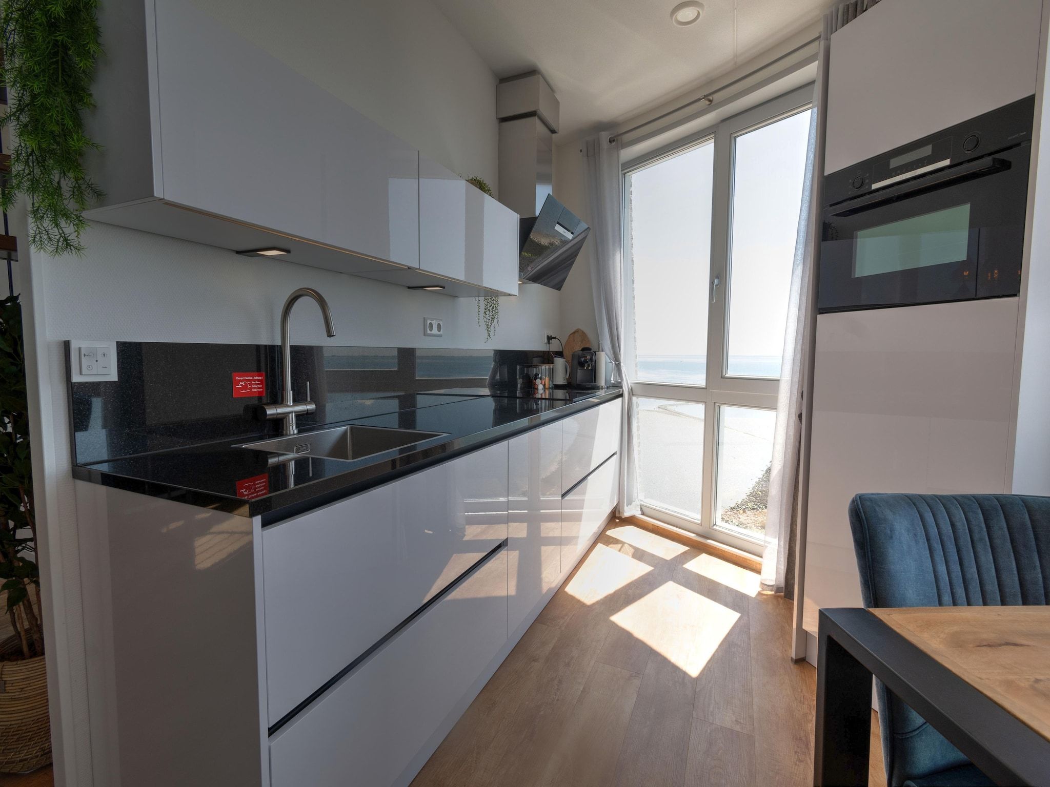 De keuken van Casa Isla Bella in Scherpenisse