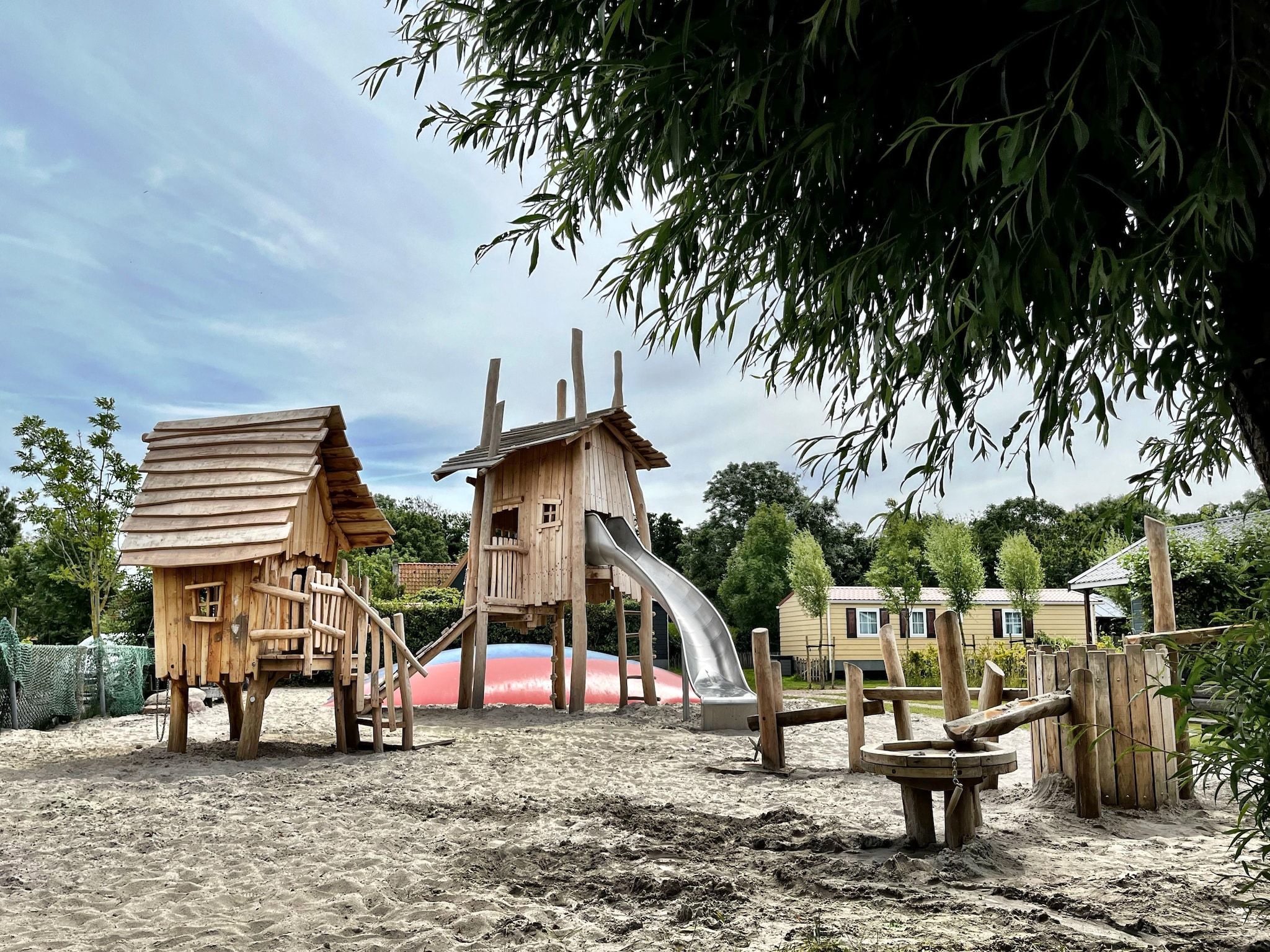 Parkfaciliteiten bij Recreatiepark Wiringherlant - Wiringher Chalet 83 in Hippolytushoef