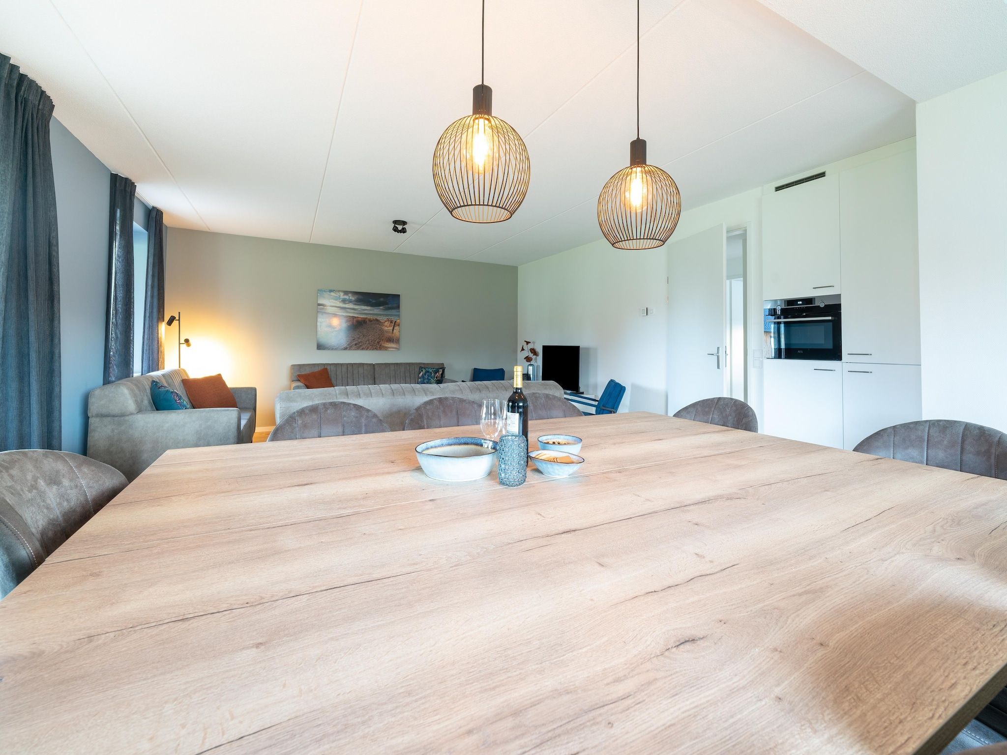 De eetkamer van De Ooievaar Huis NR 23 in Scherpenisse