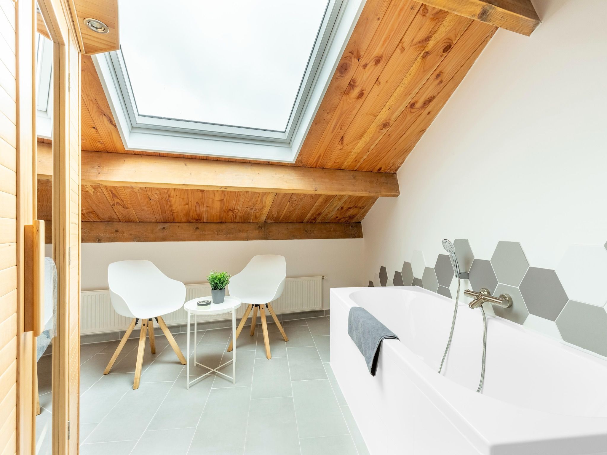 De badkamer van NR 3 in Goirle