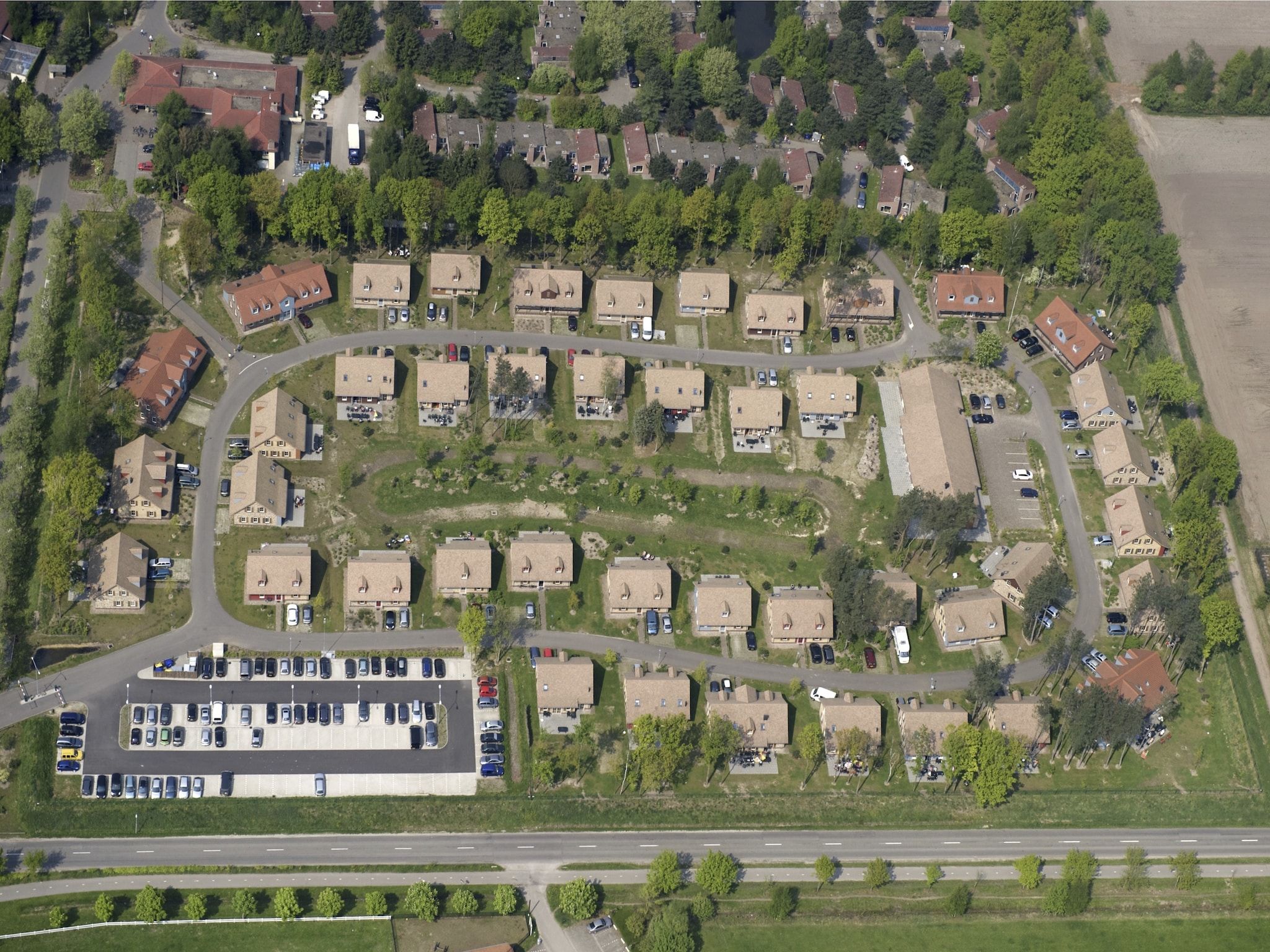 De buitenkant van Vakantiepark Weerterbergen 14 in Weert