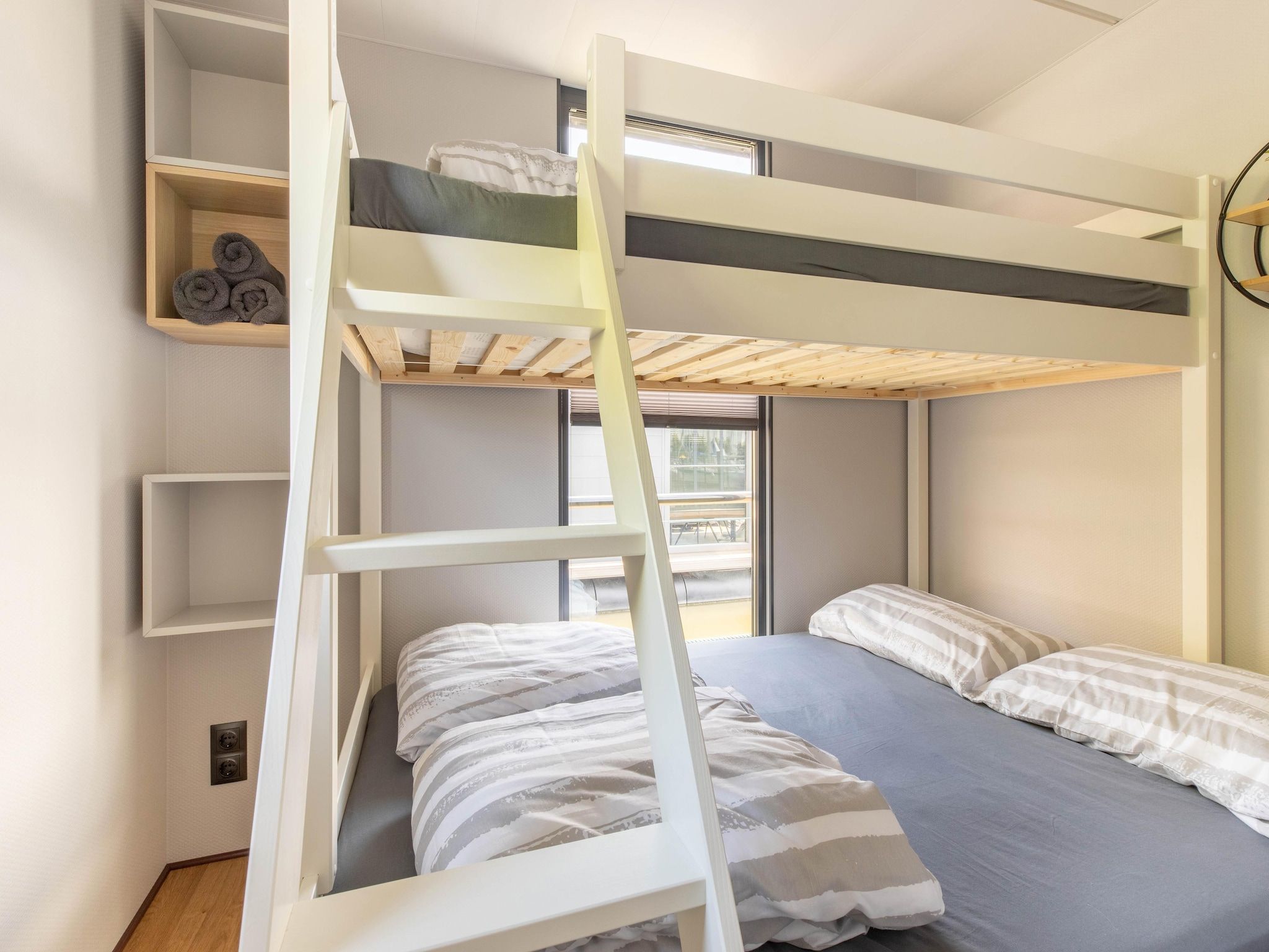 Een slaapkamer van Wave in Volendam
