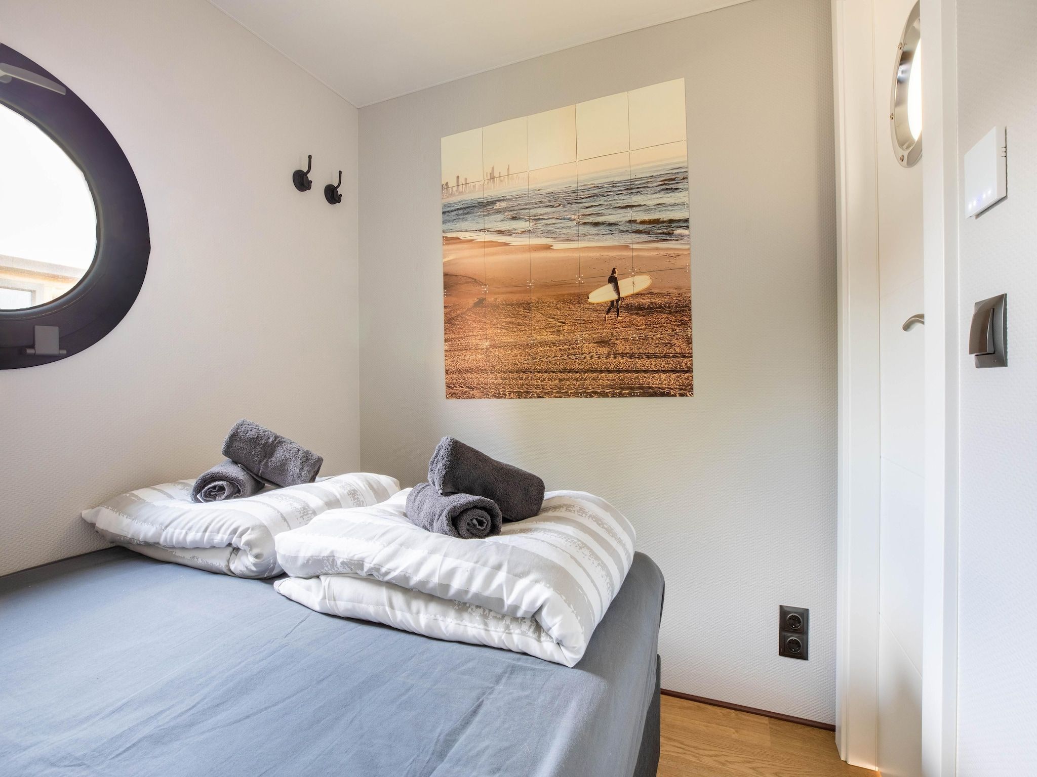 Een slaapkamer van Wave in Volendam