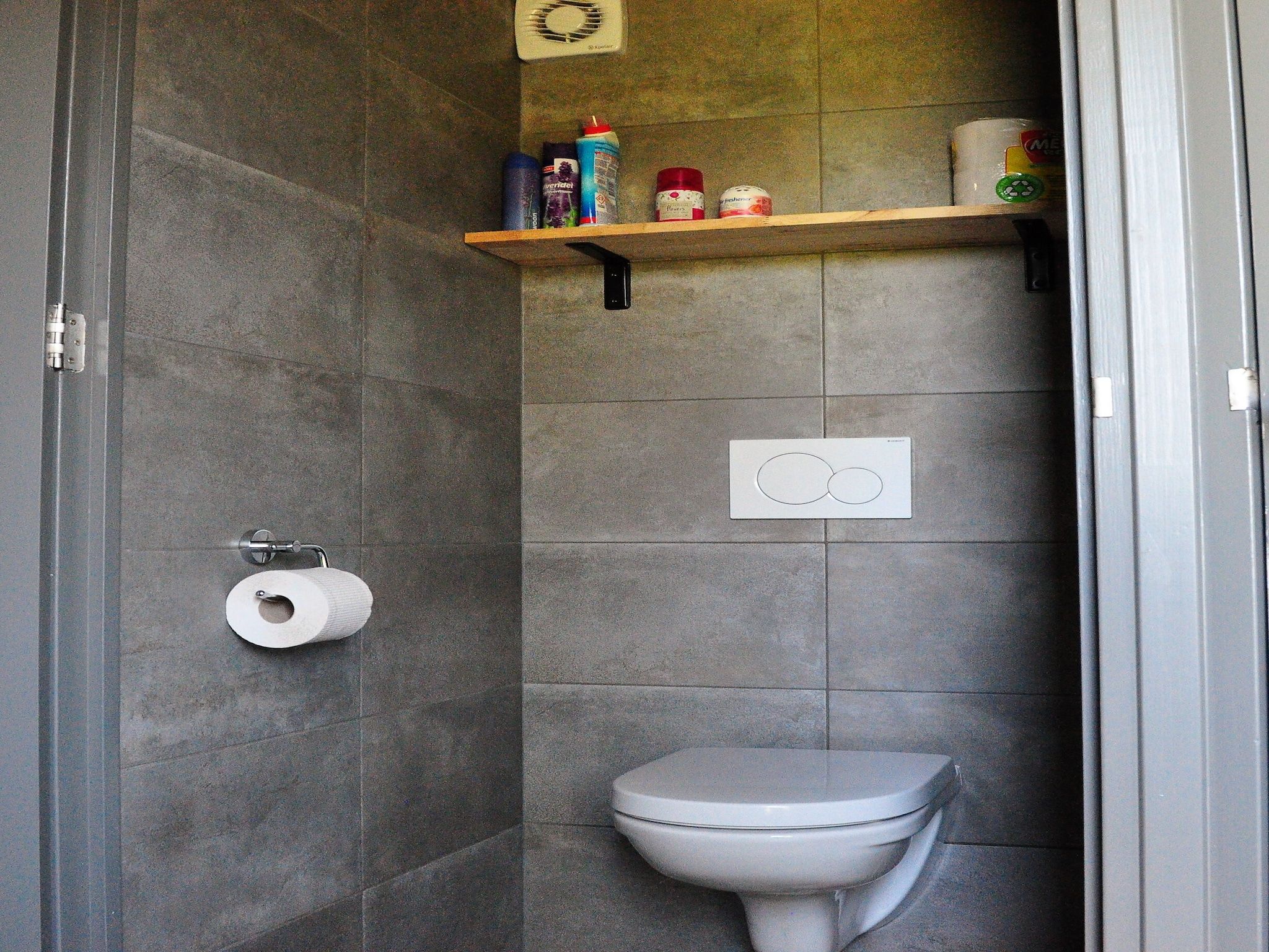 De badkamer van Chalet Vrijzicht in Haulerwijk