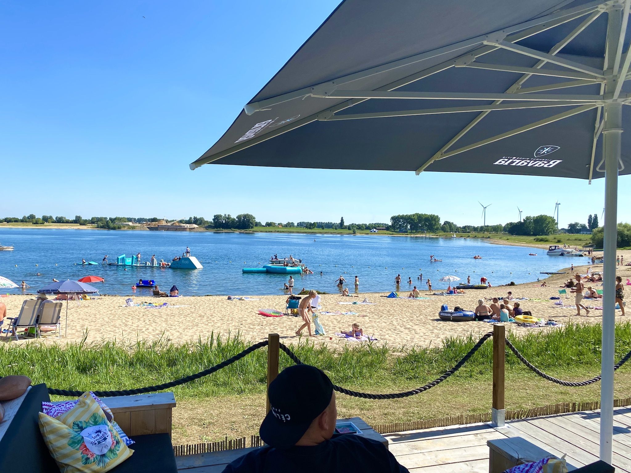 Parkfaciliteiten bij Recreatiepark Rhederlaagse Meren 3 in Lathum