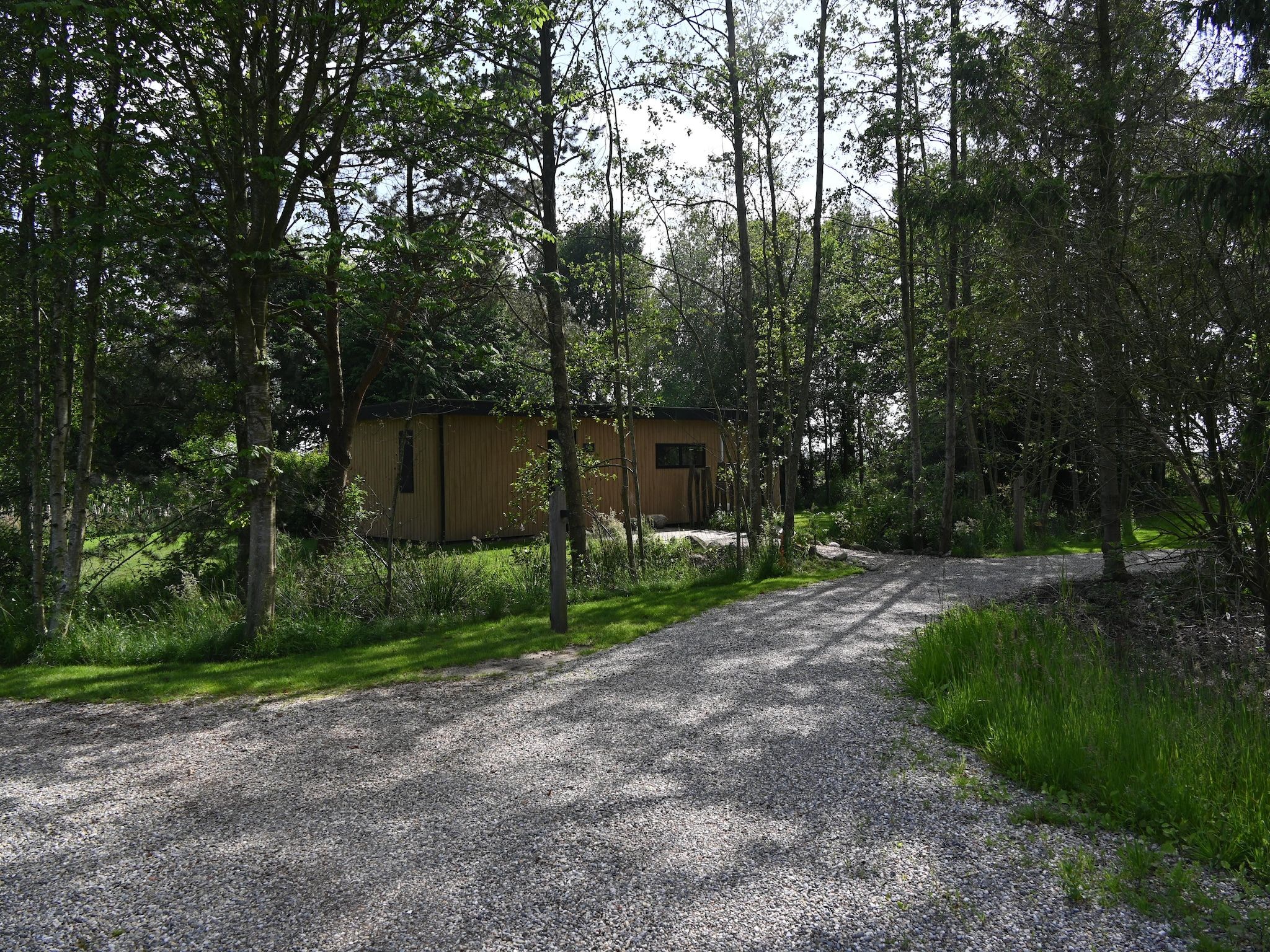 De buitenkant van Wellness lodge Grutto 2p in Dalerveen