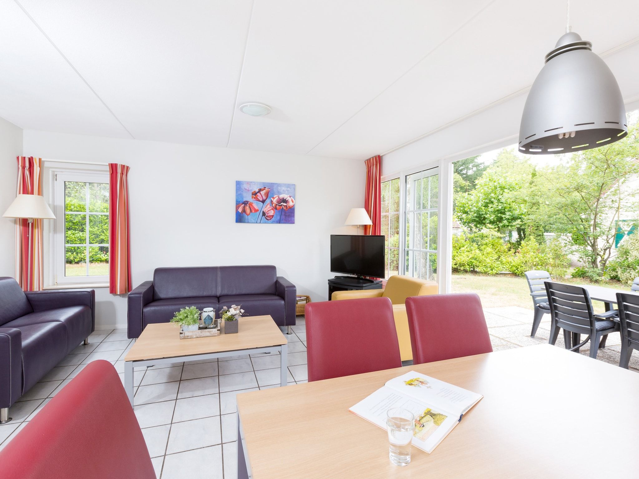 De woonkamer van Vakantiepark Hellendoorn 1 in Hellendoorn