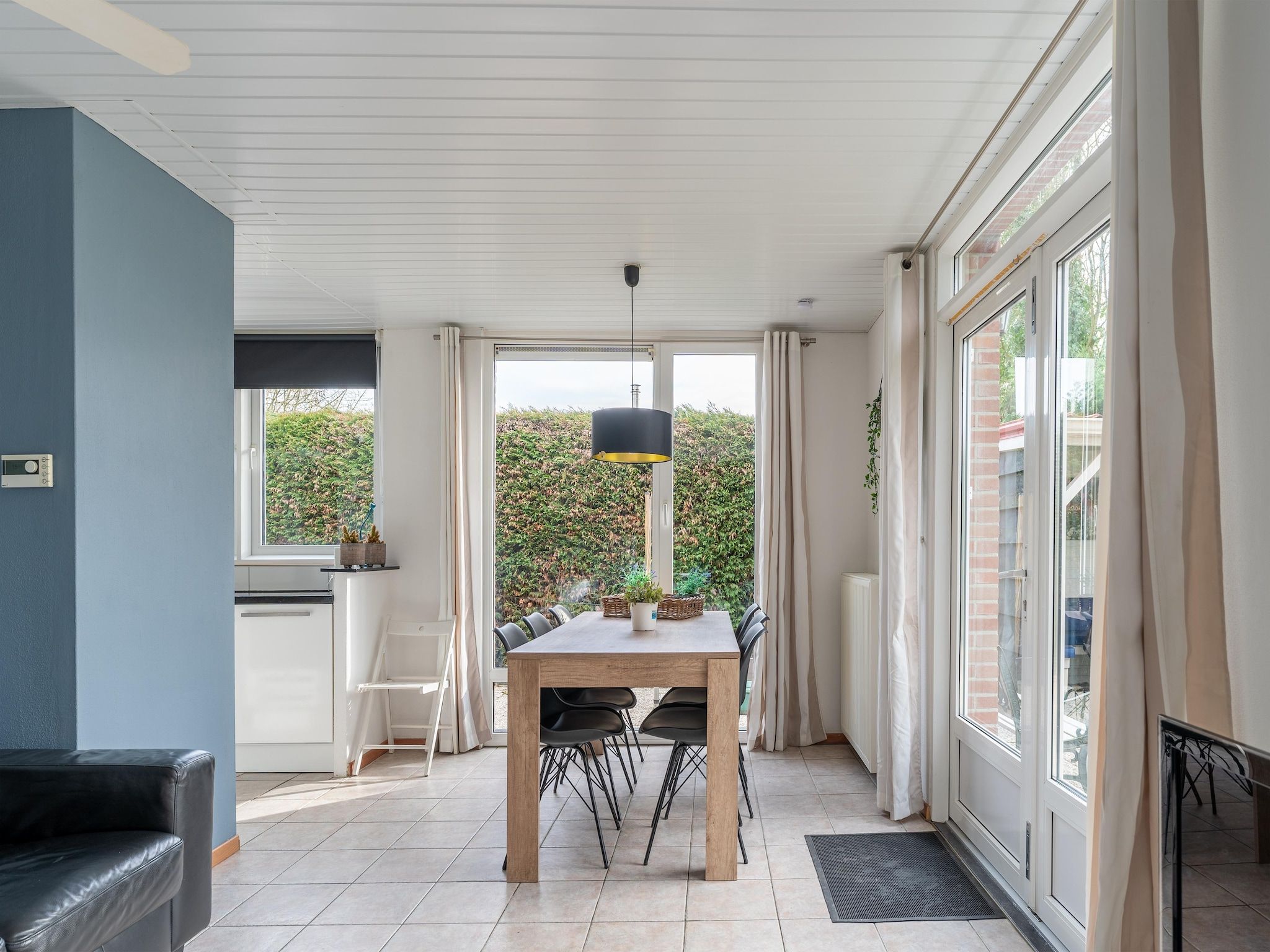 De eetkamer van Scheldeoord 70 in Baarland