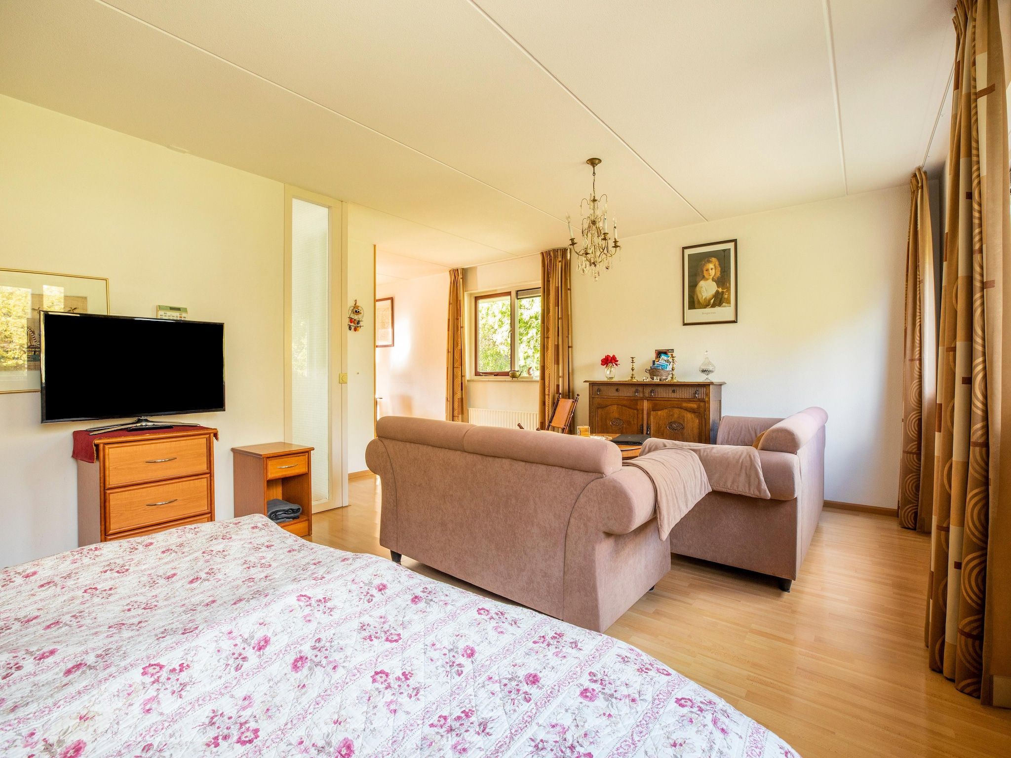 De woonkamer van Vakantiewoning Blauw in Hoorn