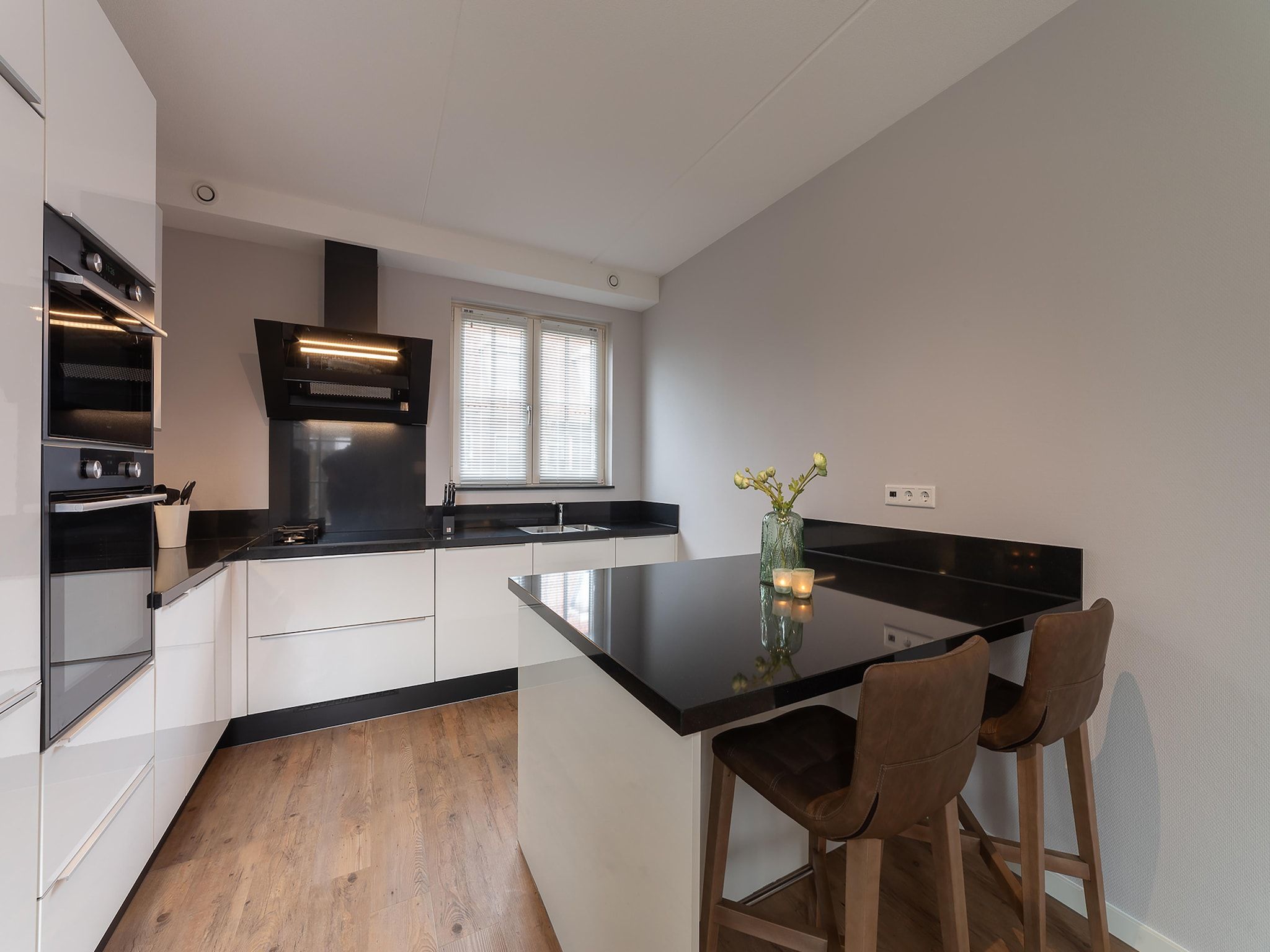 De keuken van Zeeuwse Pracht 8 p welness in Colijnsplaat