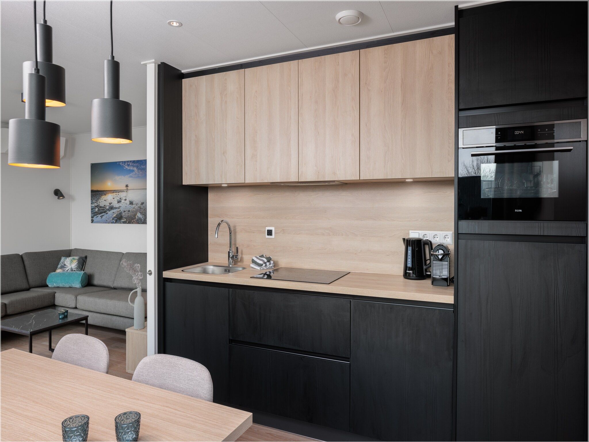 De keuken van Beach Resort Brouwersdam 2 in Scharendijke