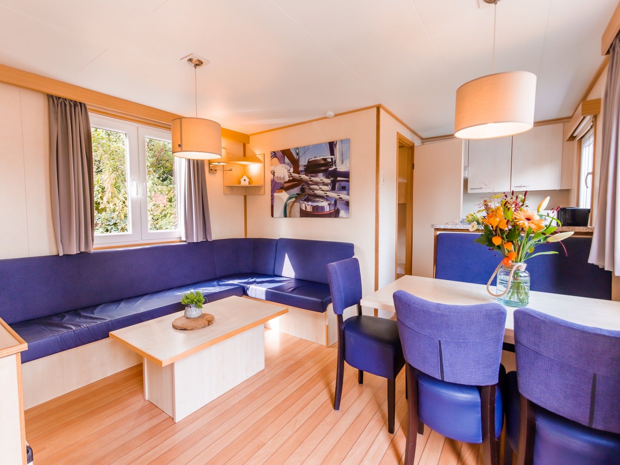 De woonkamer van Vakantiepark Leukermeer 1 in Well