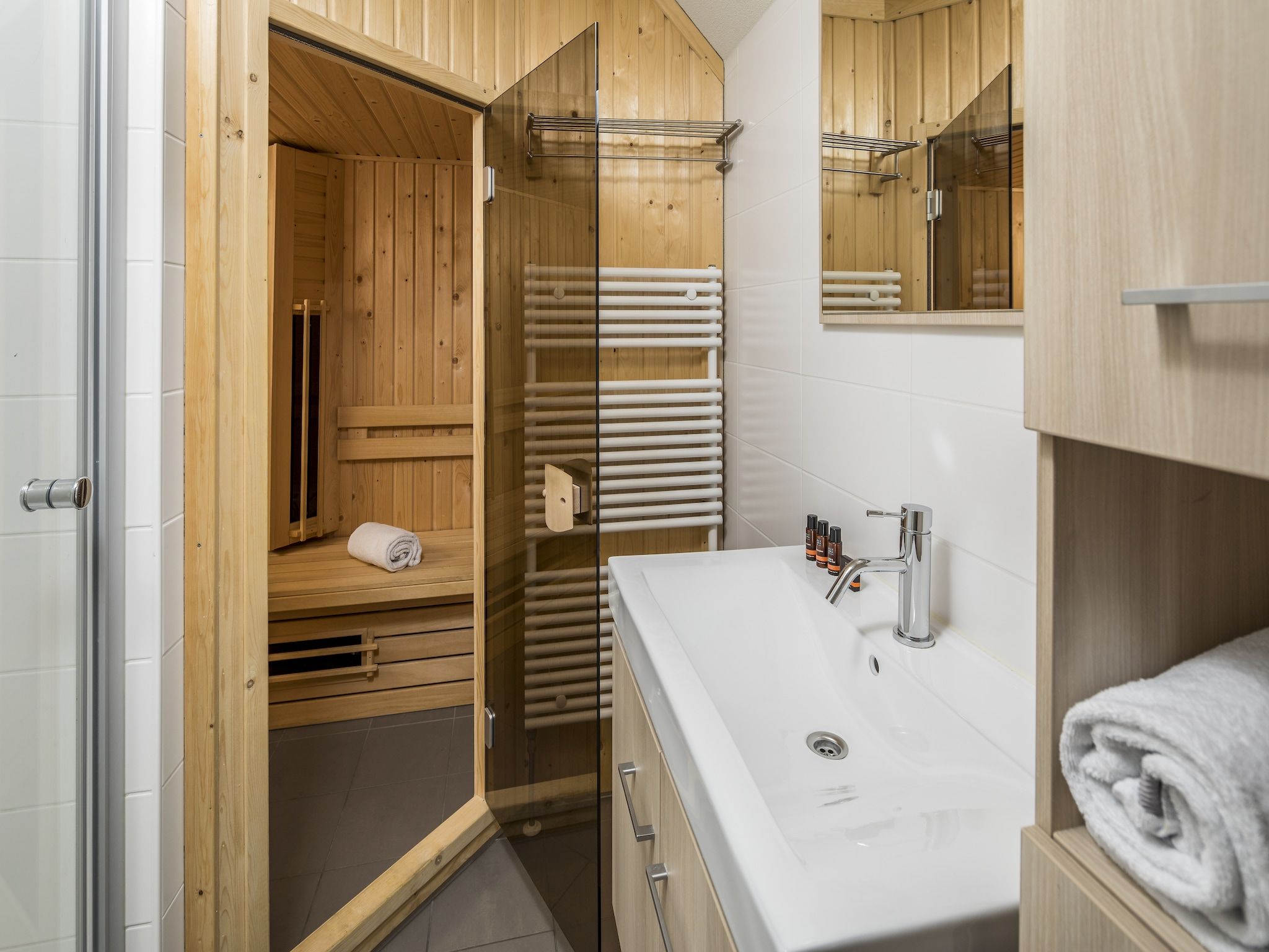 De badkamer van Noordzee Résidence Cadzand-Bad 21 in Cadzand-Bad