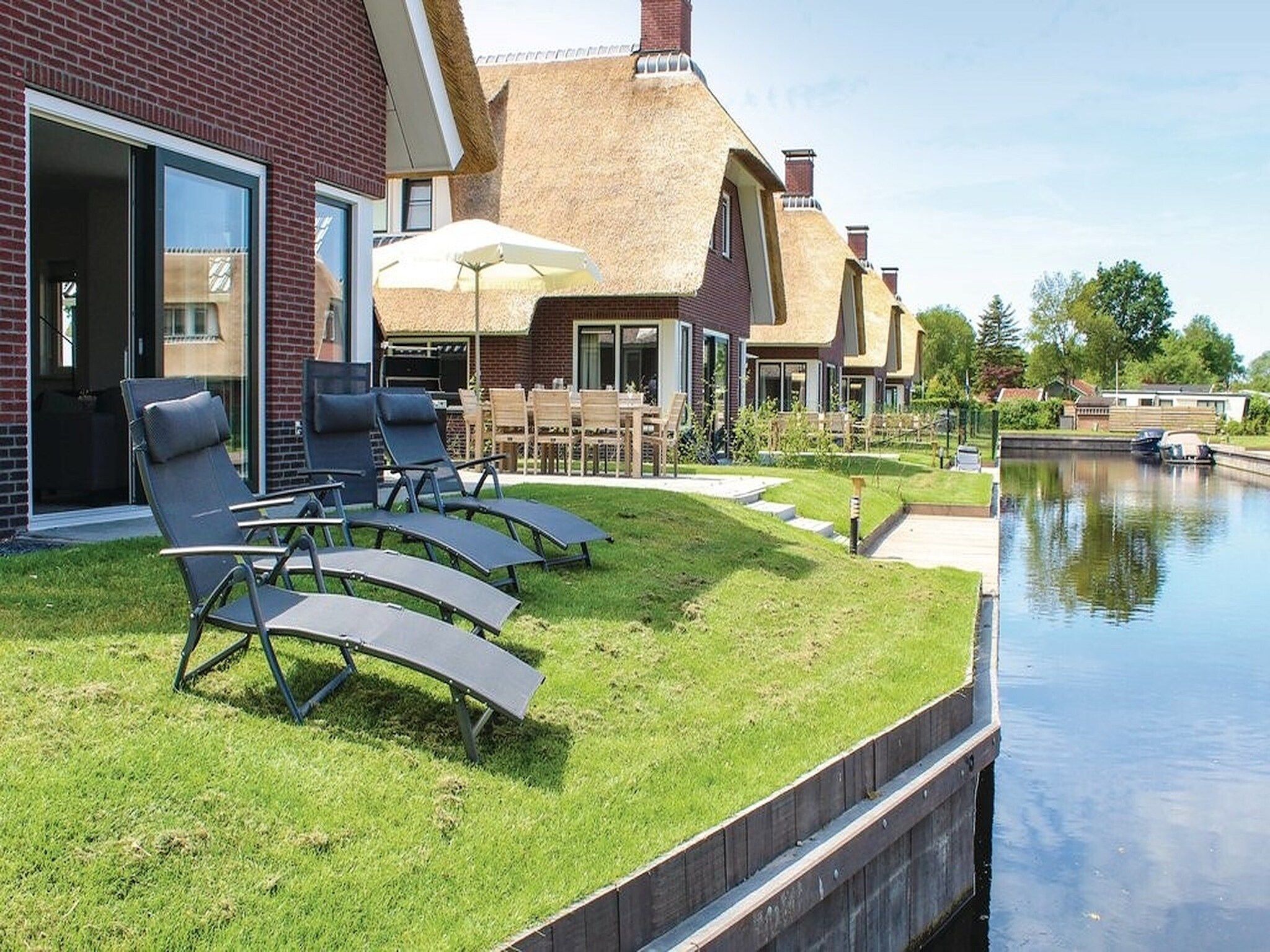 De buitenkant van Recreatiepark Idskenhuizen 5 in Idskenhuizen