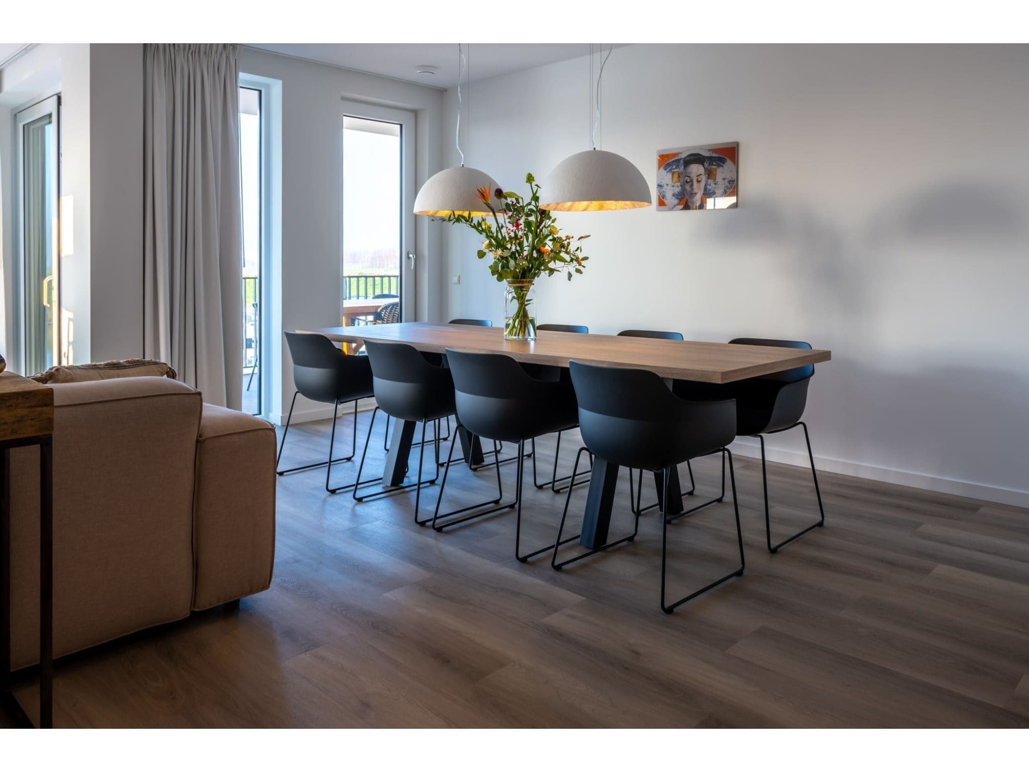 De eetkamer van Harbour Loft 1K Residence Marina havenzicht in Kamperland