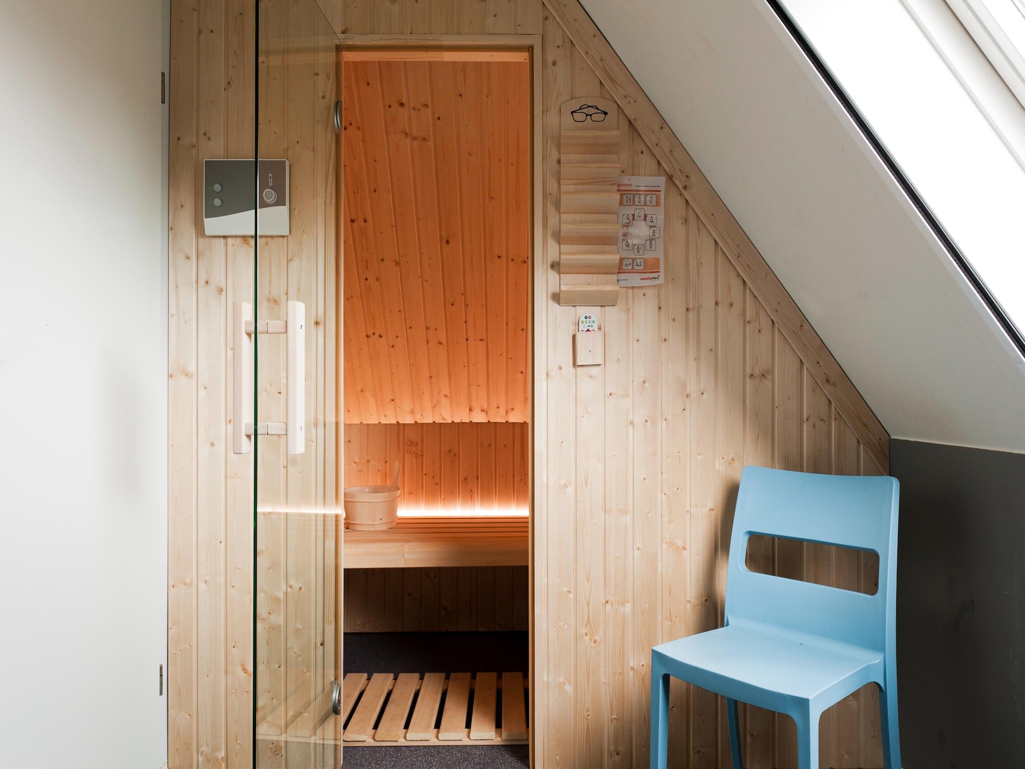 Wellness bij Tobke Wellness de luxe VIP met sauna met buitenspa in Friesland
