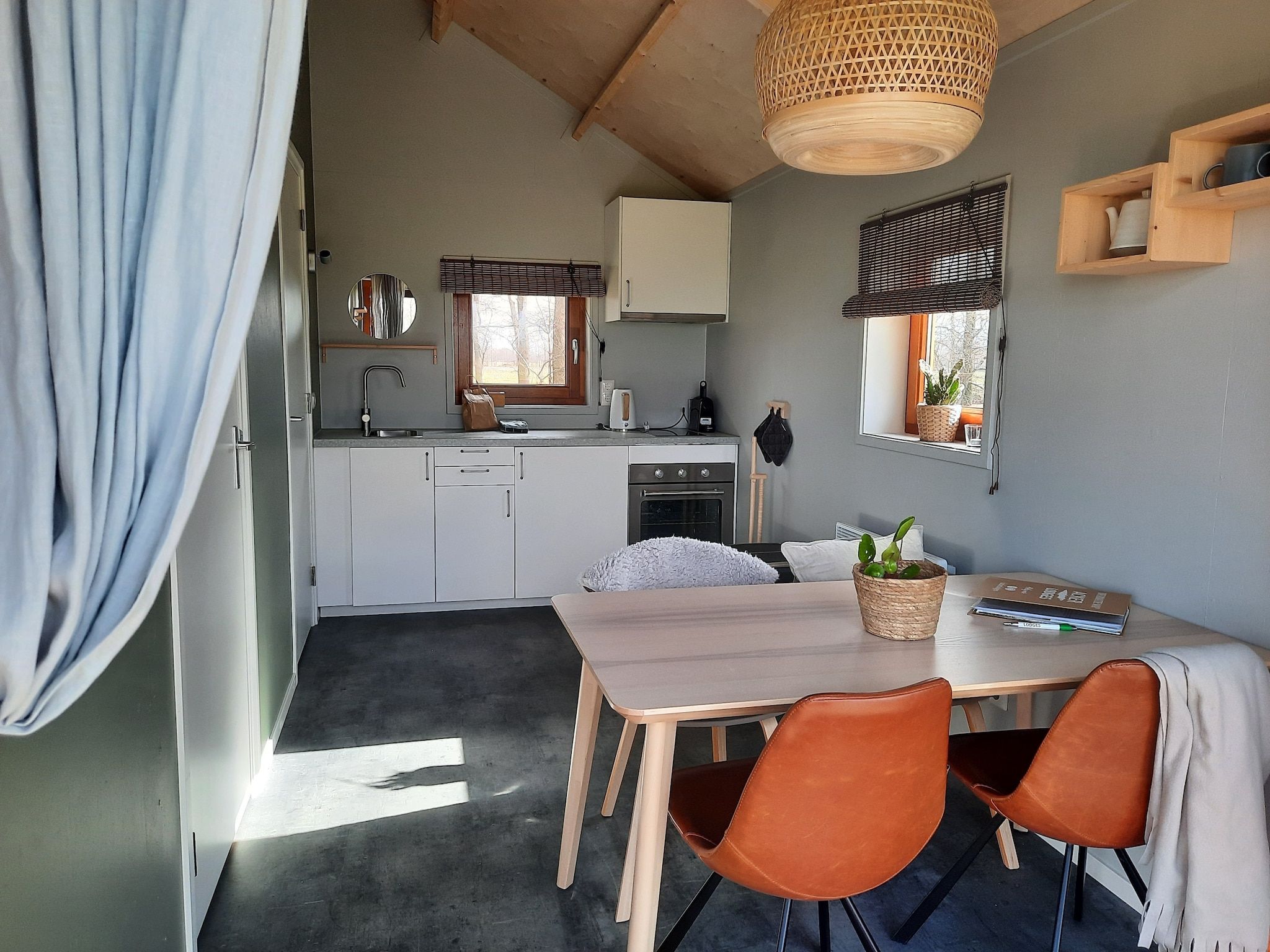 De keuken van Acker Lodges 1 in Ruinerwold