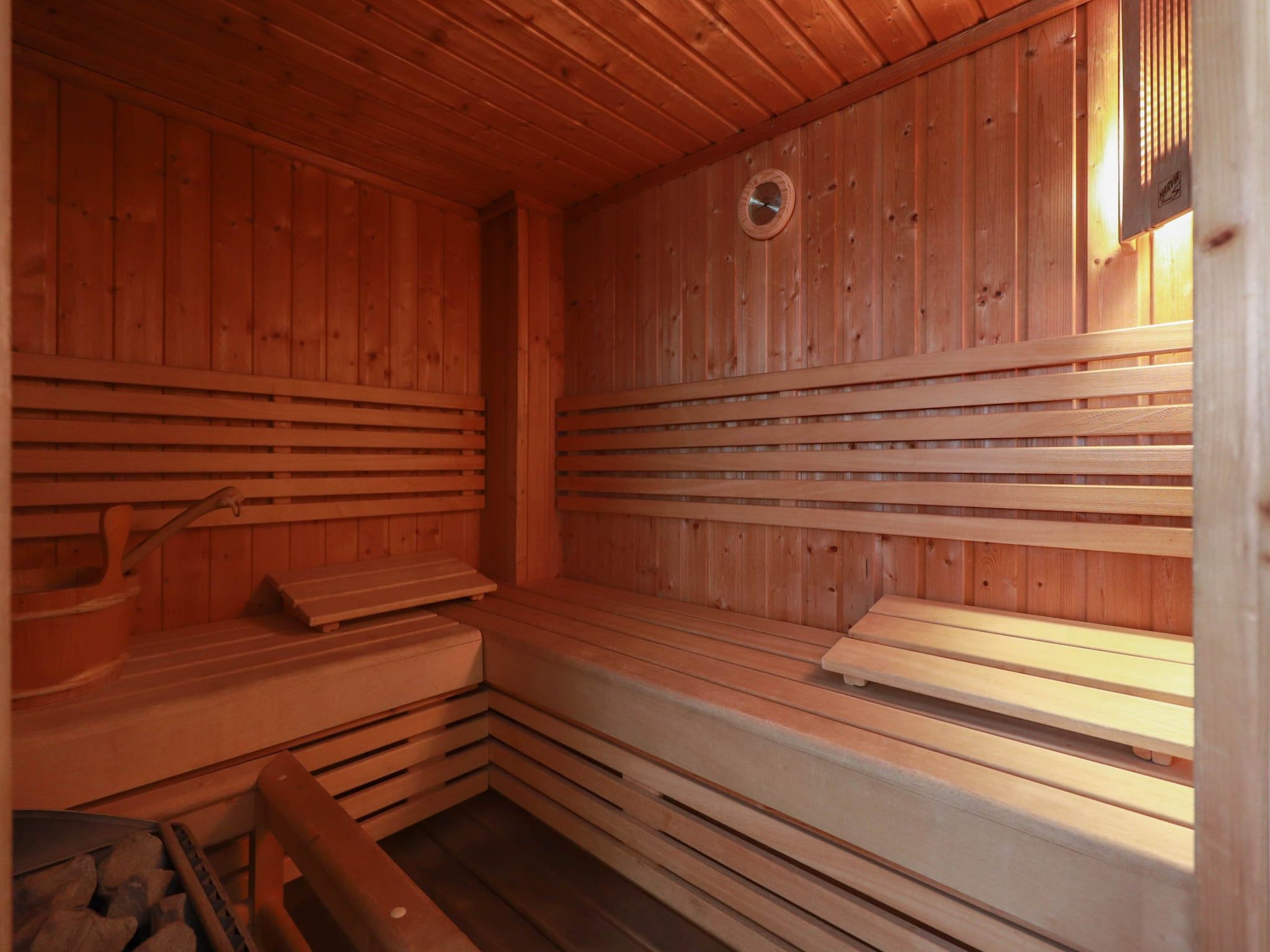 Wellness bij Duinvilla Deluxe met Sauna - 8 personen in Makkum