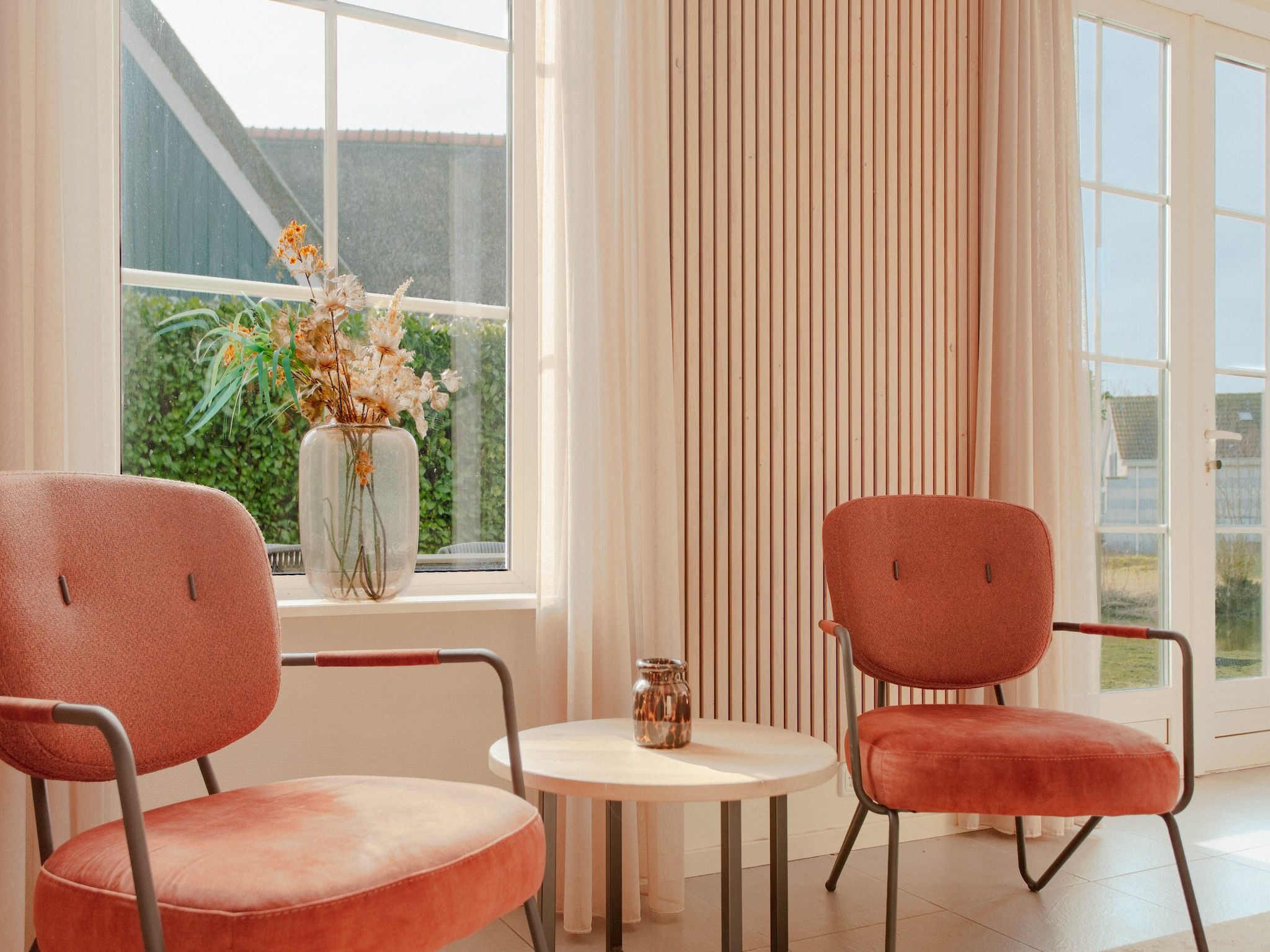 De woonkamer van Beachvilla Royaal met Sauna - 10 personen in Makkum