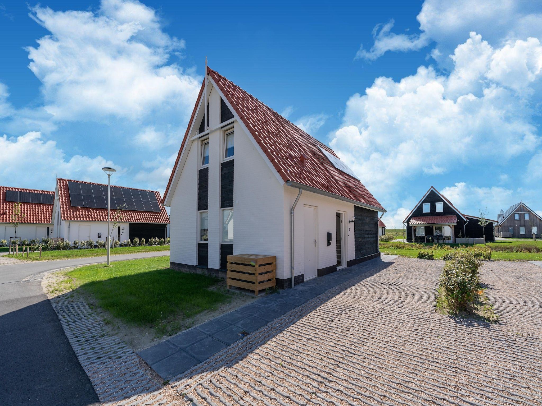 De buitenkant van Schollevaer Huis Nr 34 in Scherpenisse