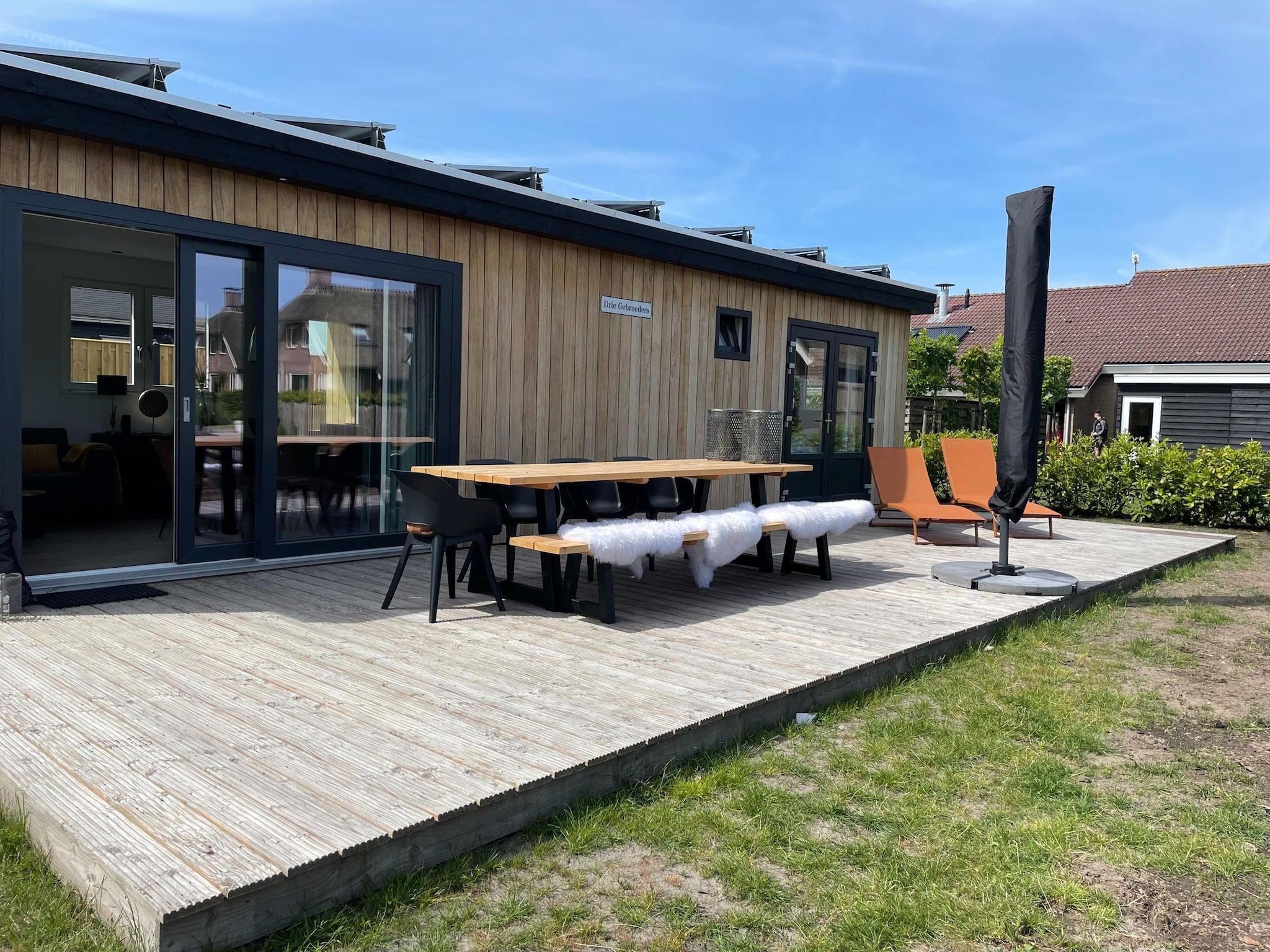De buitenkant van Recreatiepark Idskenhuizen 11 in Idskenhuizen