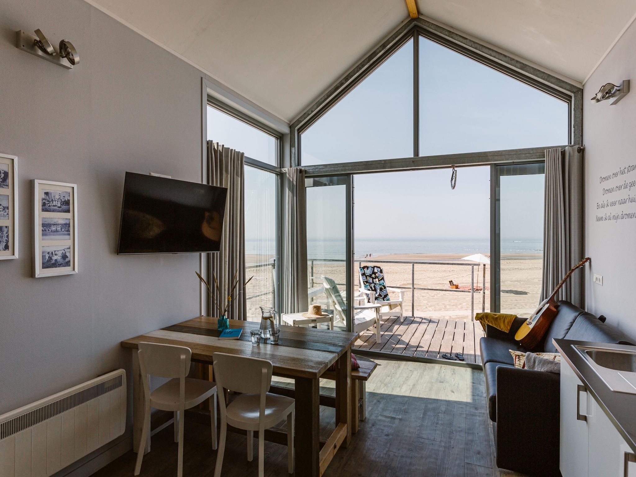 Parkfaciliteiten bij Resort Beach Houses Julianadorp 1 in Julianadorp
