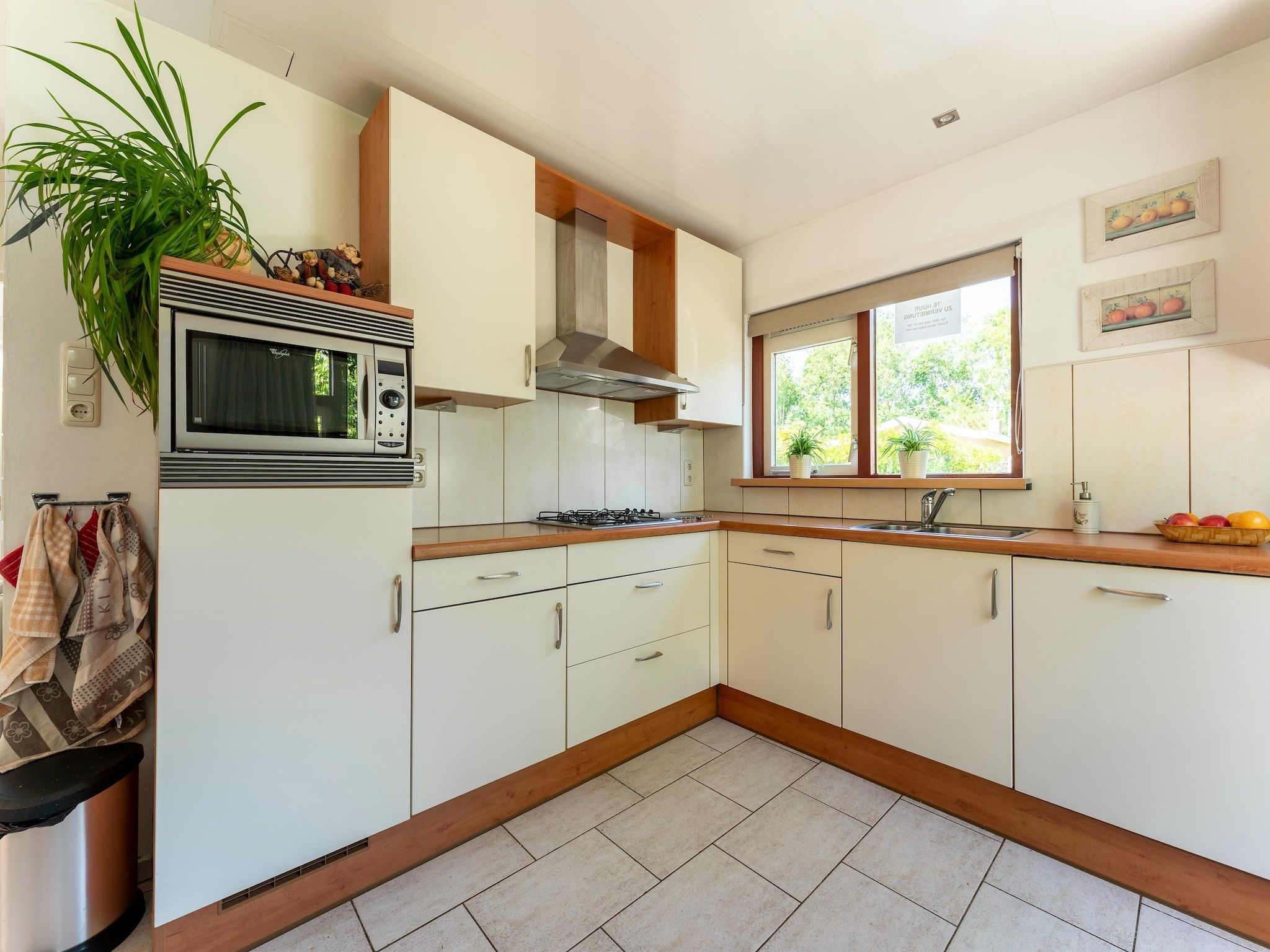 De keuken van Landingsweg 80 in Baarland
