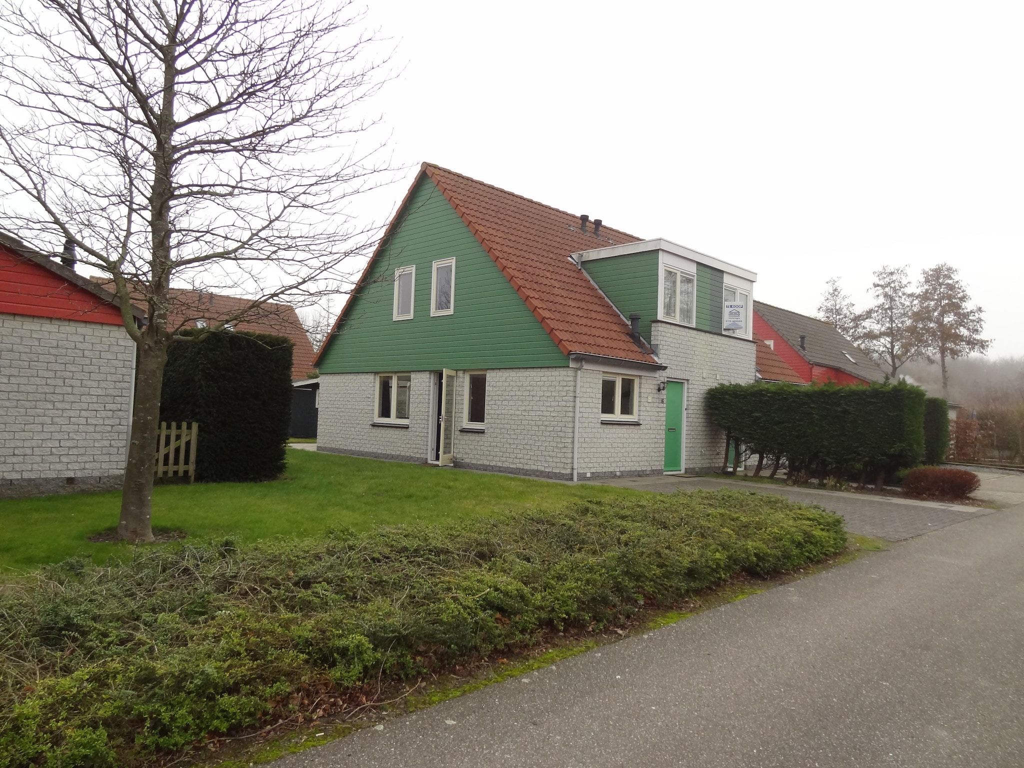 De buitenkant van Villapark De Oesterbaai 6 in Wemeldinge