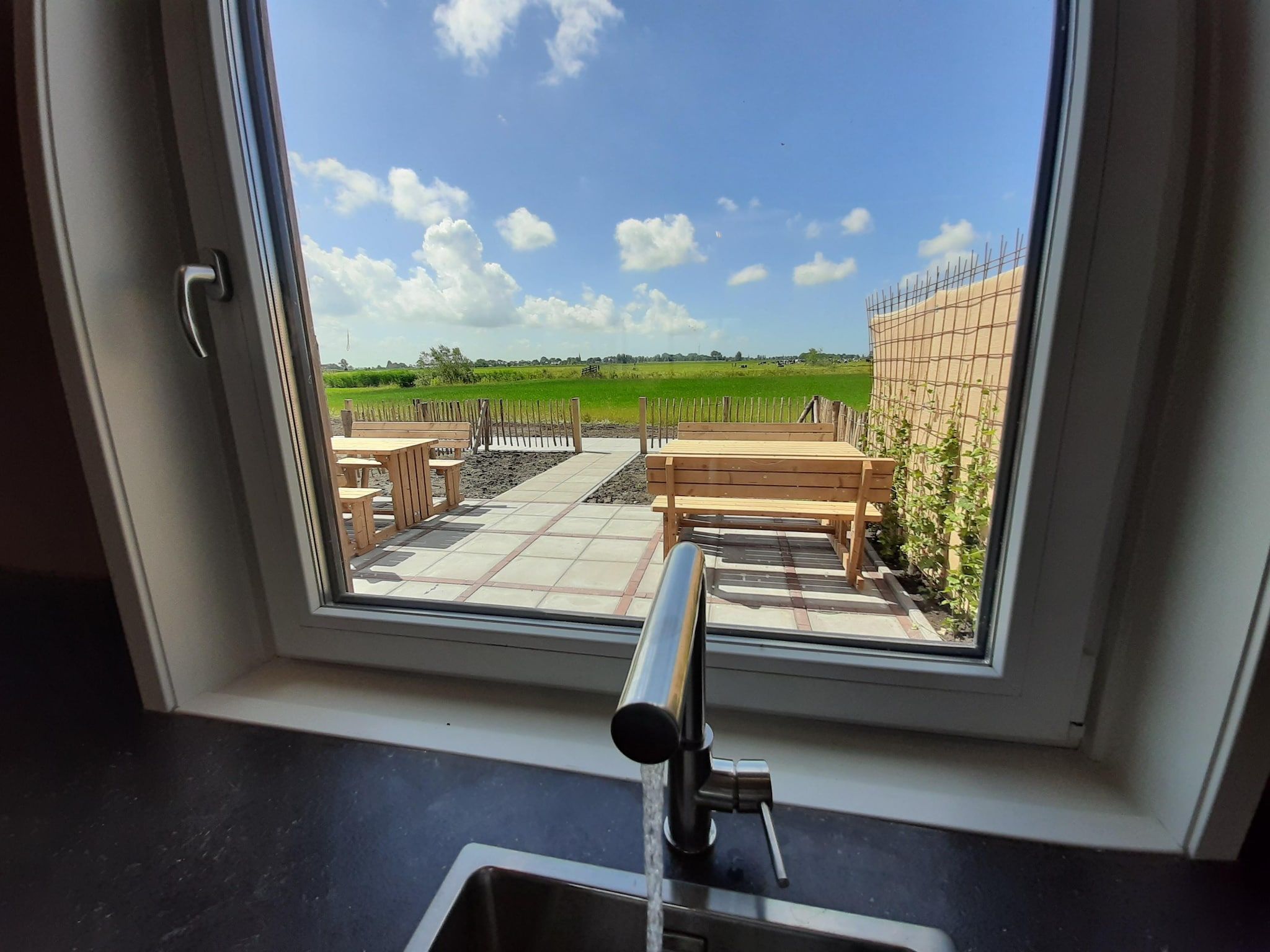 Het uitzicht vanaf Friese Villa in Leons in Leons